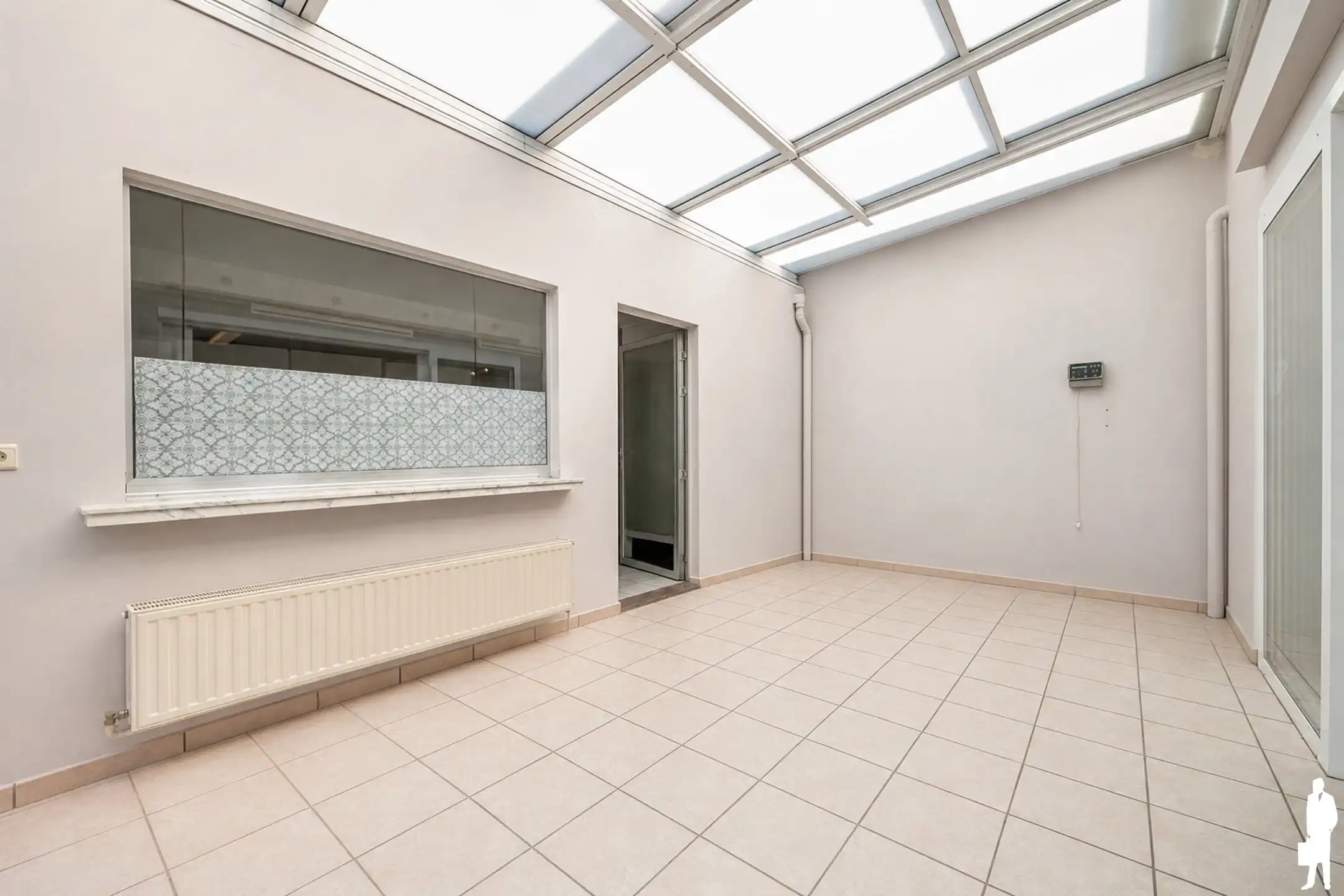 Zeer ruime gezinswoning met 4 slaapkamers op rustige ligging foto 6