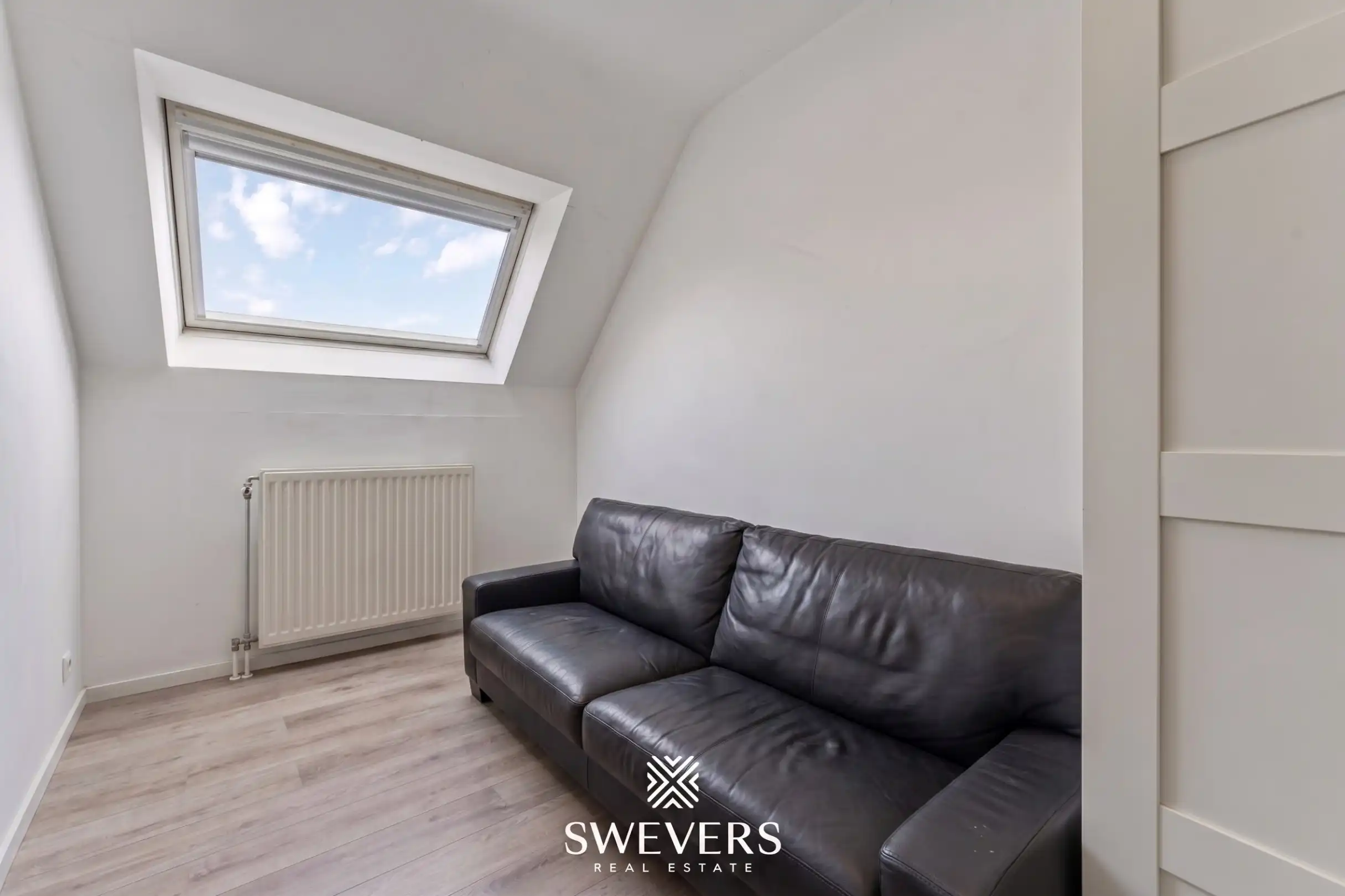  Leuk op te frissen appartement op een toplocatie foto 9