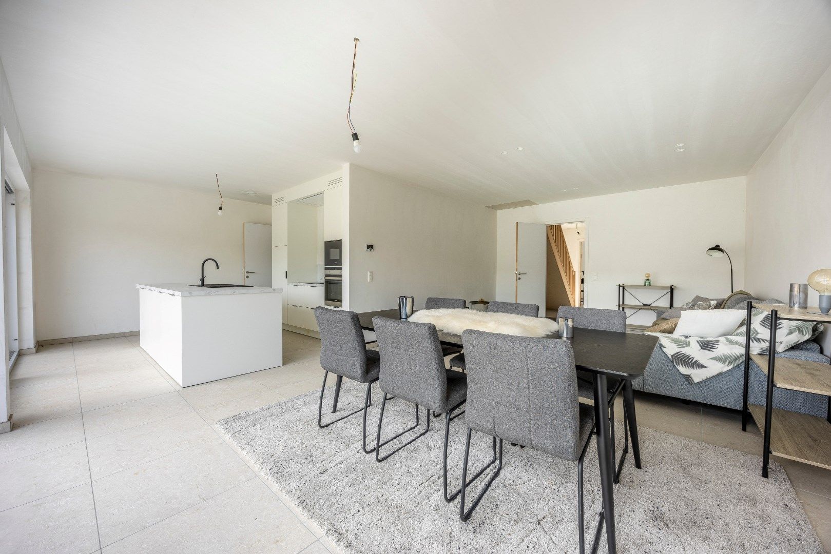 Nieuwbouwwoning met 4 slaapkamers, inpandige garage en tuin in Avelgem. foto 5