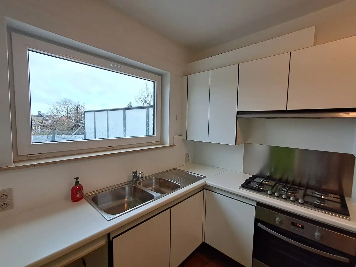 Ruim appartement te Sijsele. foto 8