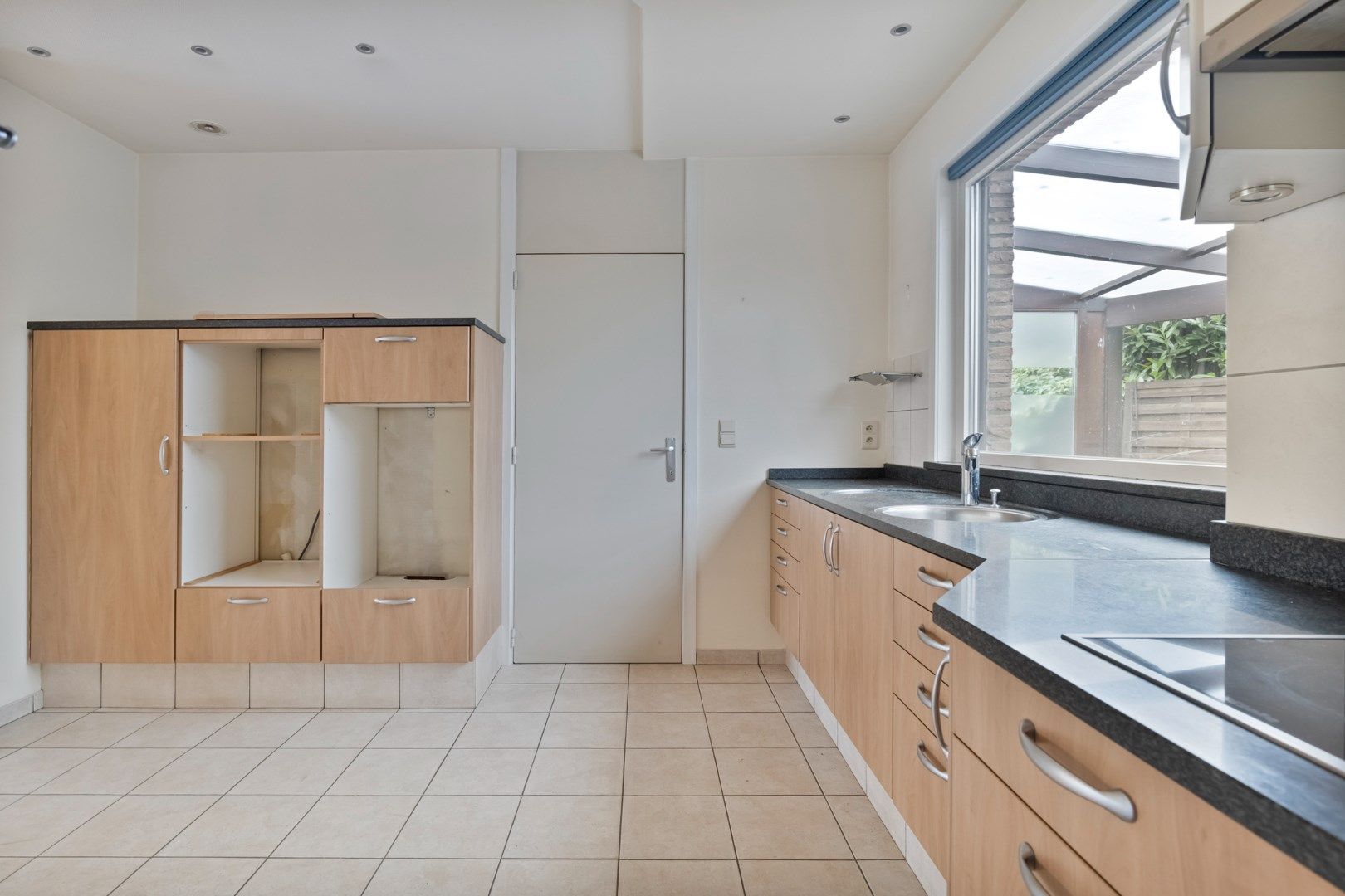 Verzorgde woning met 3 slpks, centraal gelegen in Mol !  foto 9