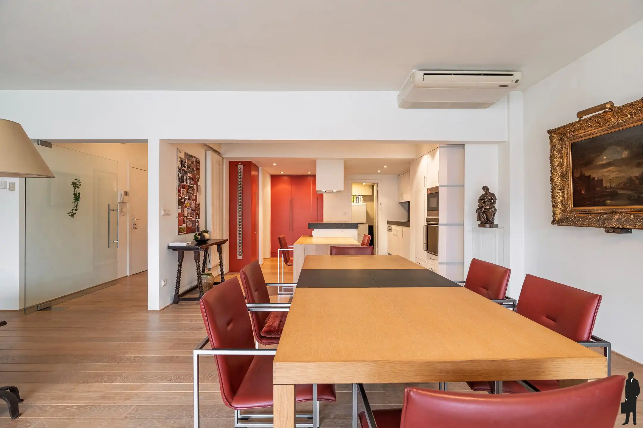 Instapklaar appartement van ca. 144 m² met garage foto 10