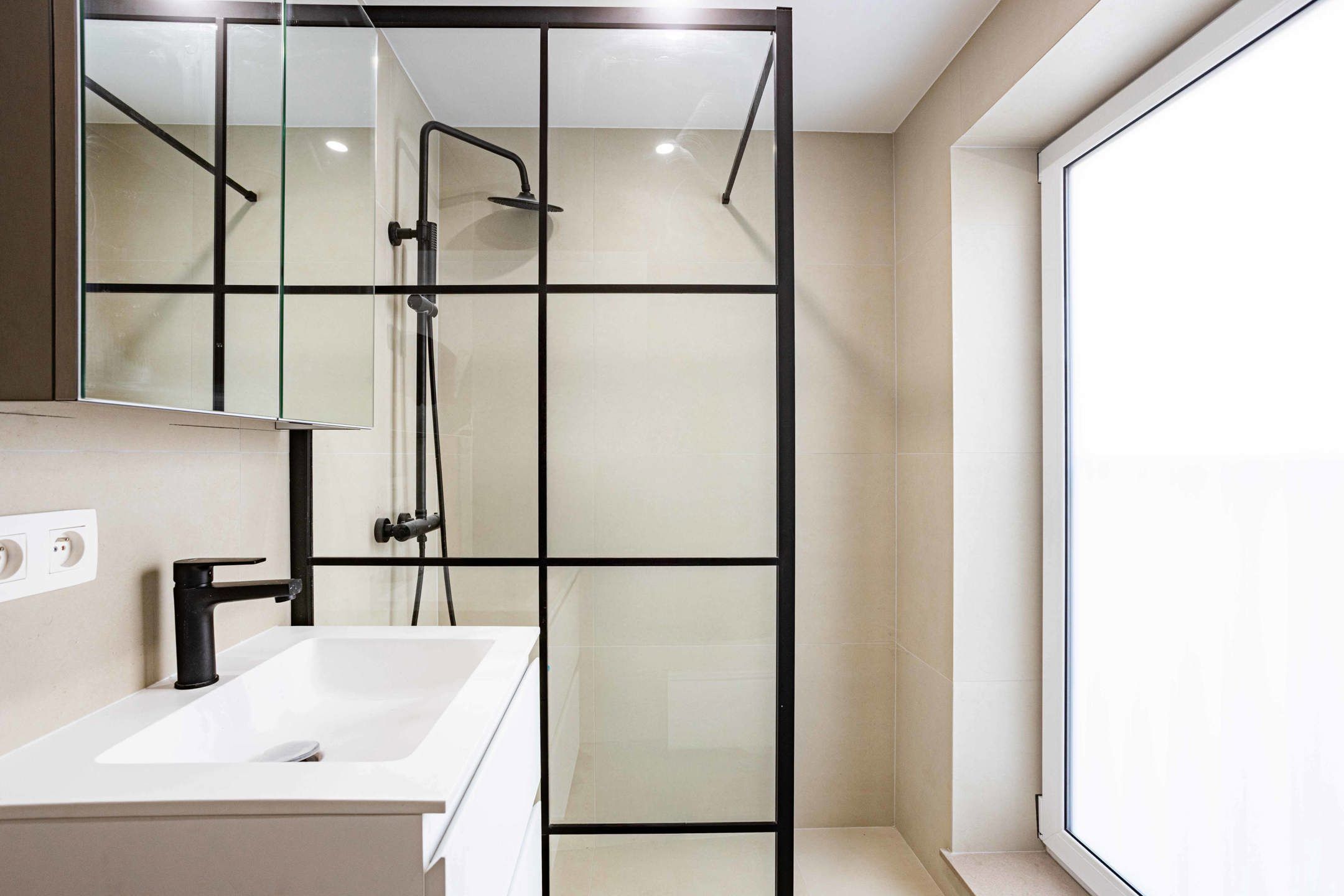 Prachtige nieuwbouwwoning omringd door groen en natuur. foto 20