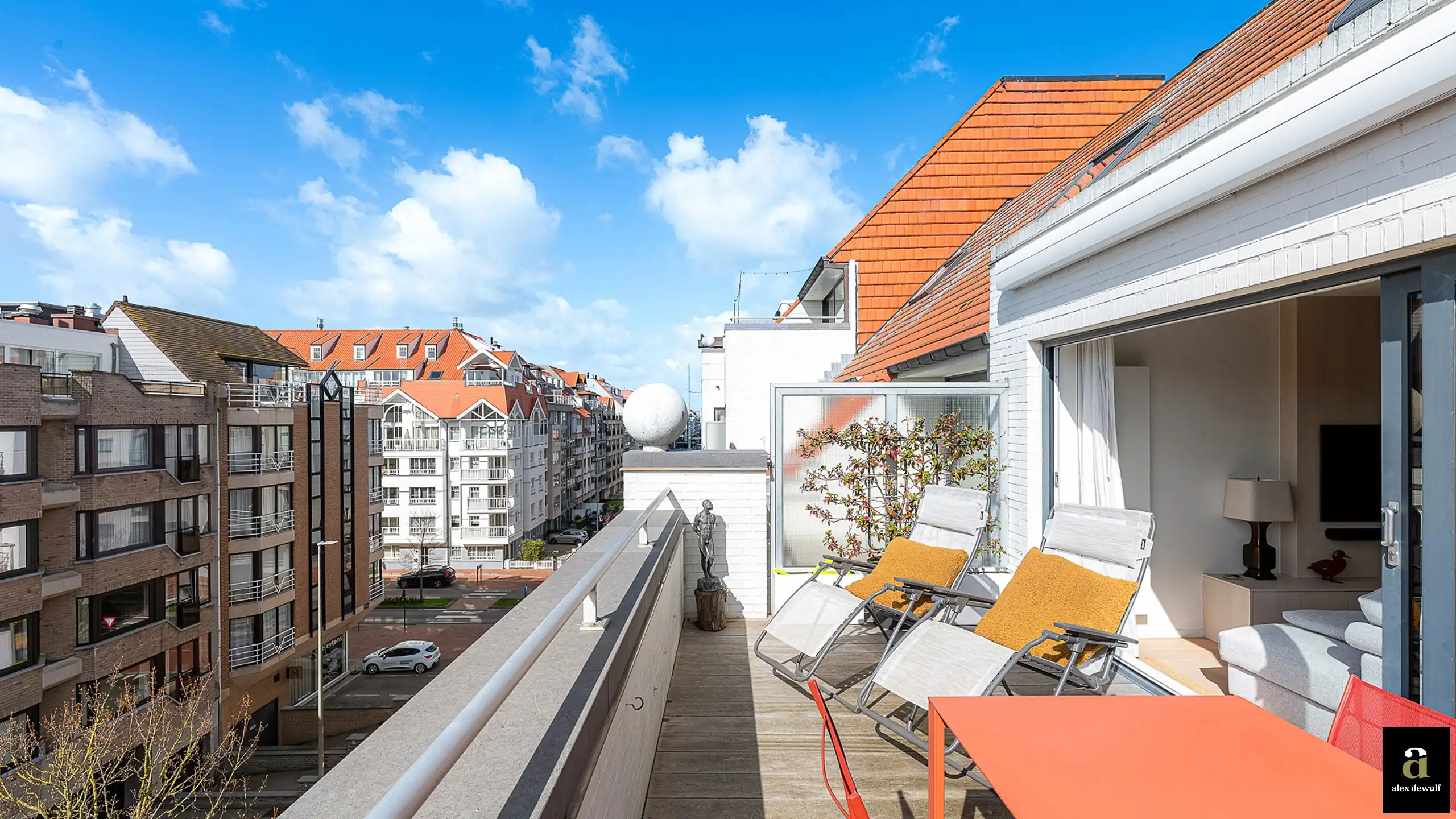 Instapklare duplex met 3 slpks en een groot zonneterras      foto 3
