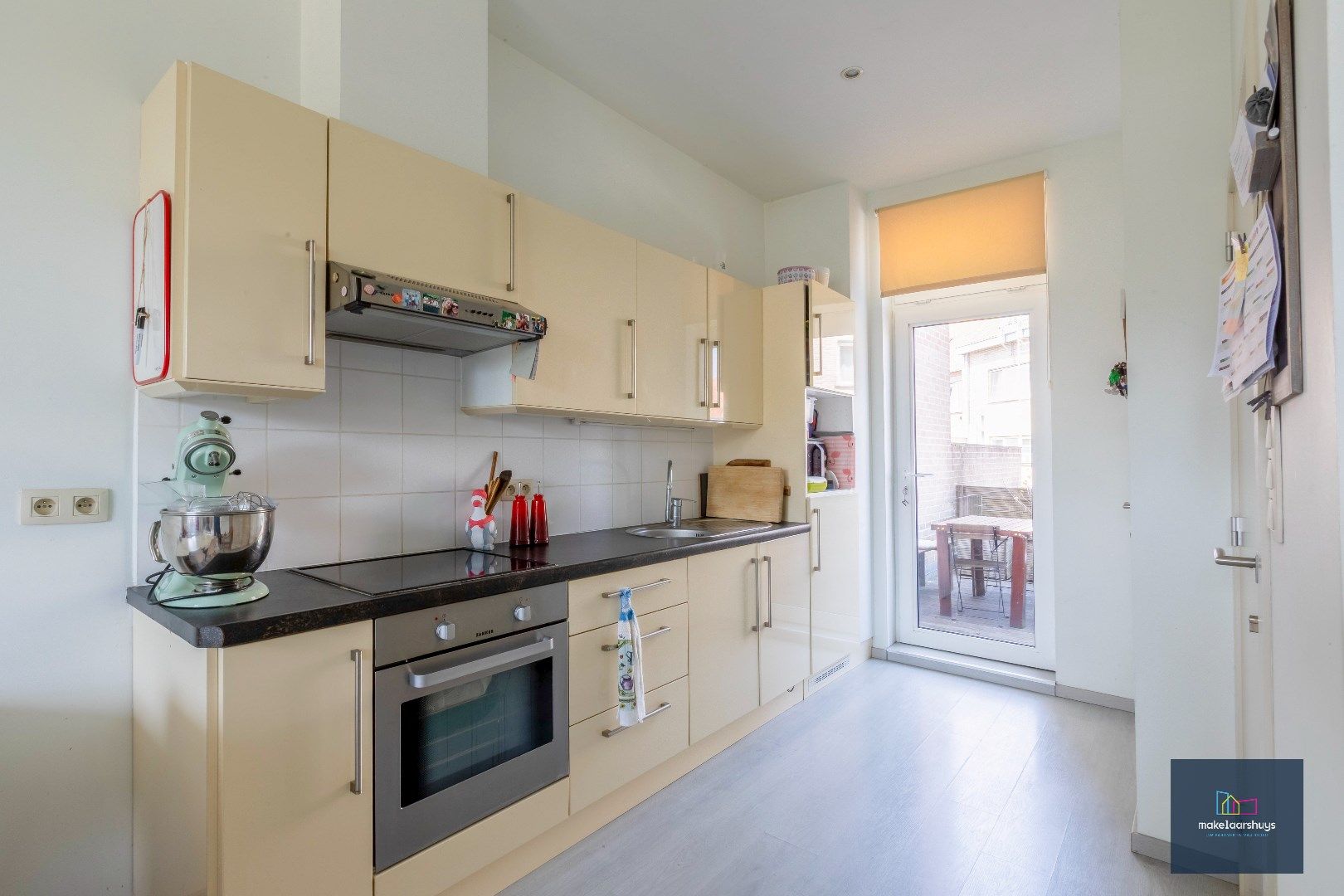 Eigendom met handelsgelijkvloers en duplexappartement  foto 10