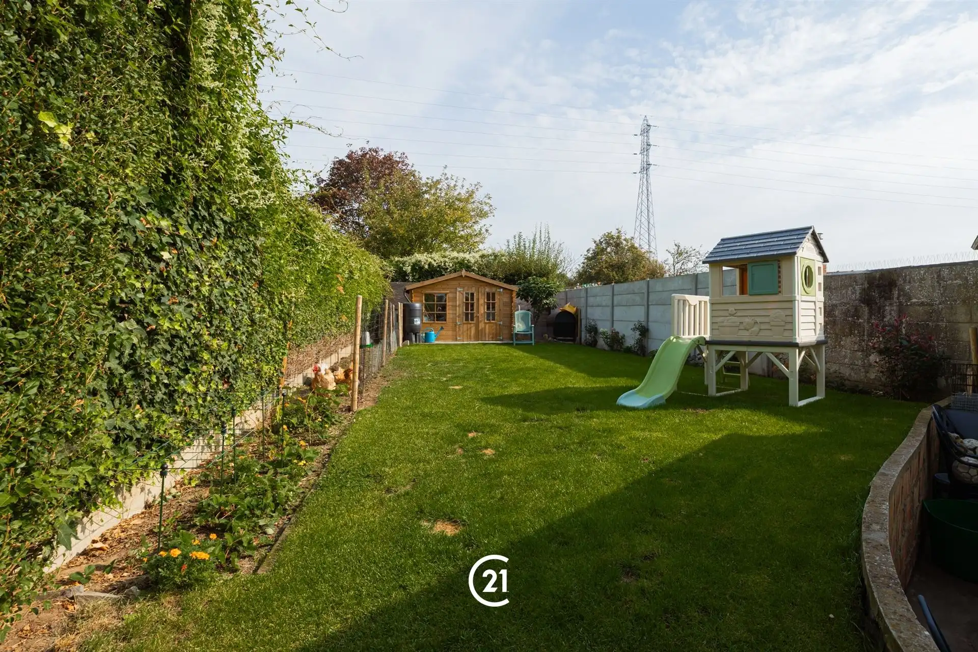 Gerenoveerde woning aan de rand van de stad foto 9