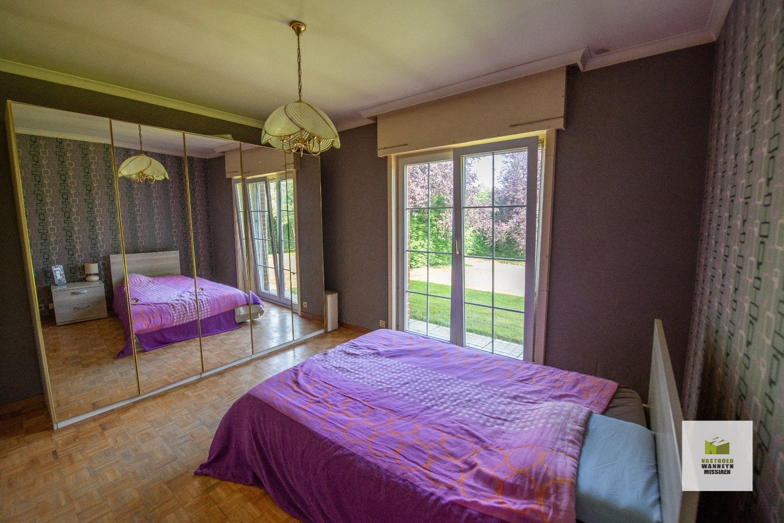 Villa met weide 3.500 m2 en akkerland van 1,4 Ha mét vergunning voor een nieuwe loods van 300 m2  foto 7
