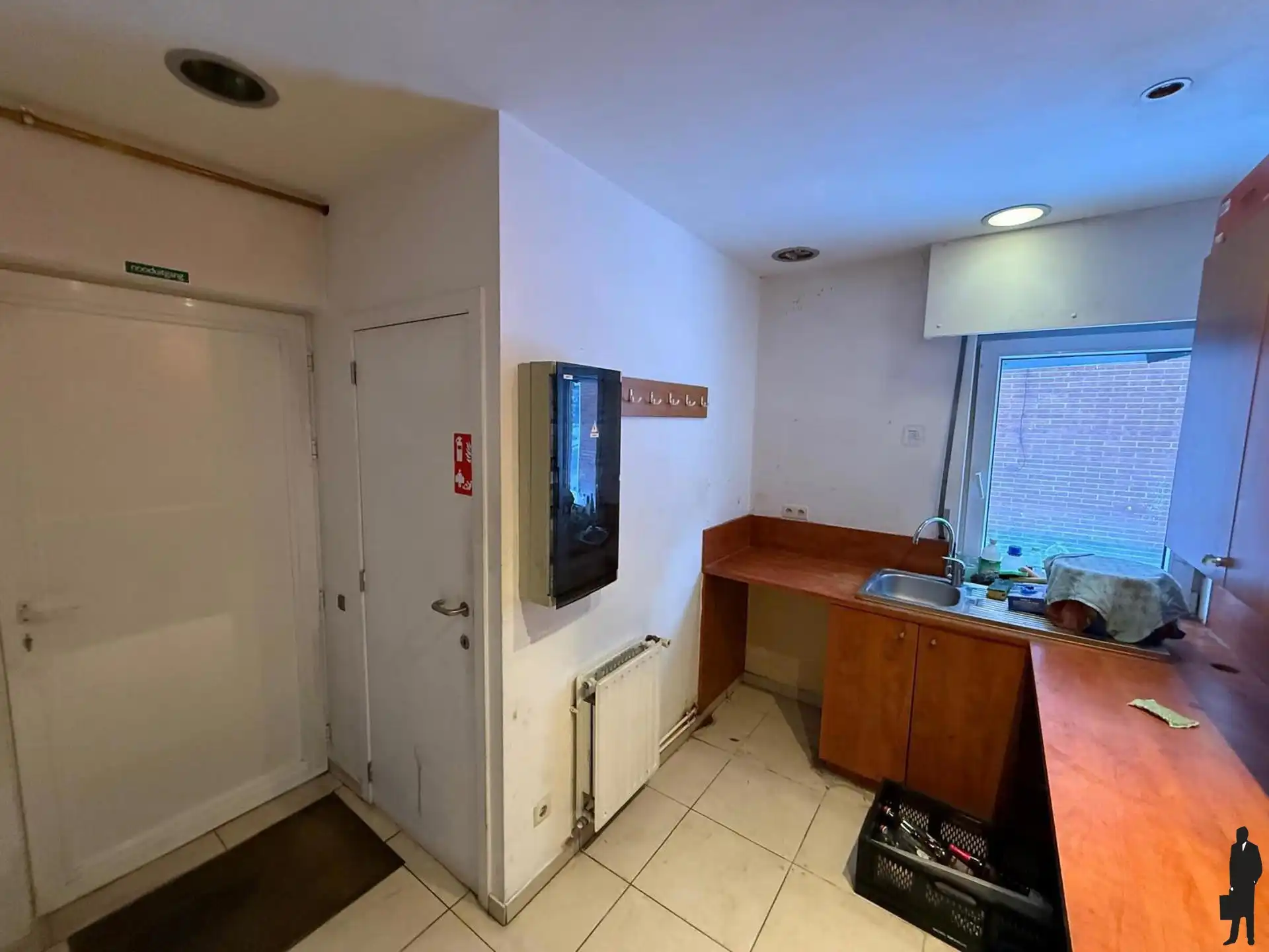 Handelspand met bovengelegen studio foto 5