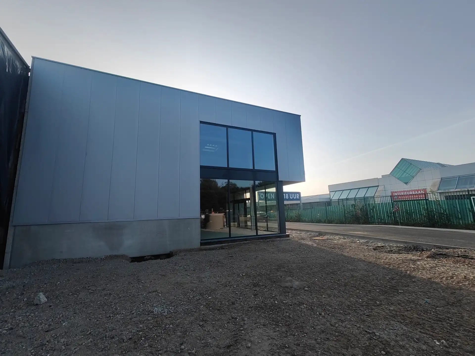 Te Huur Magazijnruimte / Groothandel aan de Boomsesteenweg, Wilrijk foto 2