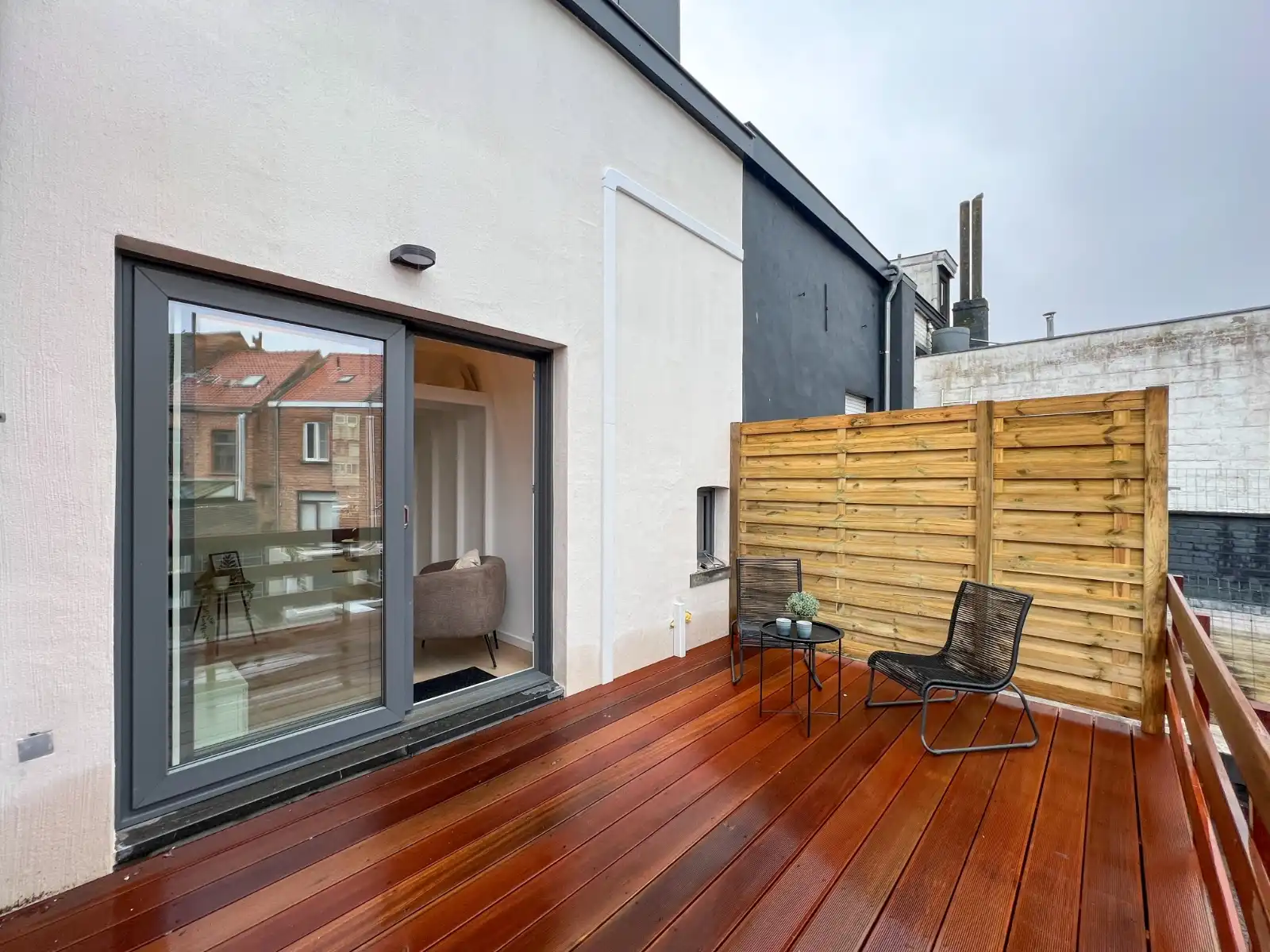 Gerenoveerd appartement (1 slaapkamer) met leuk terras foto 25