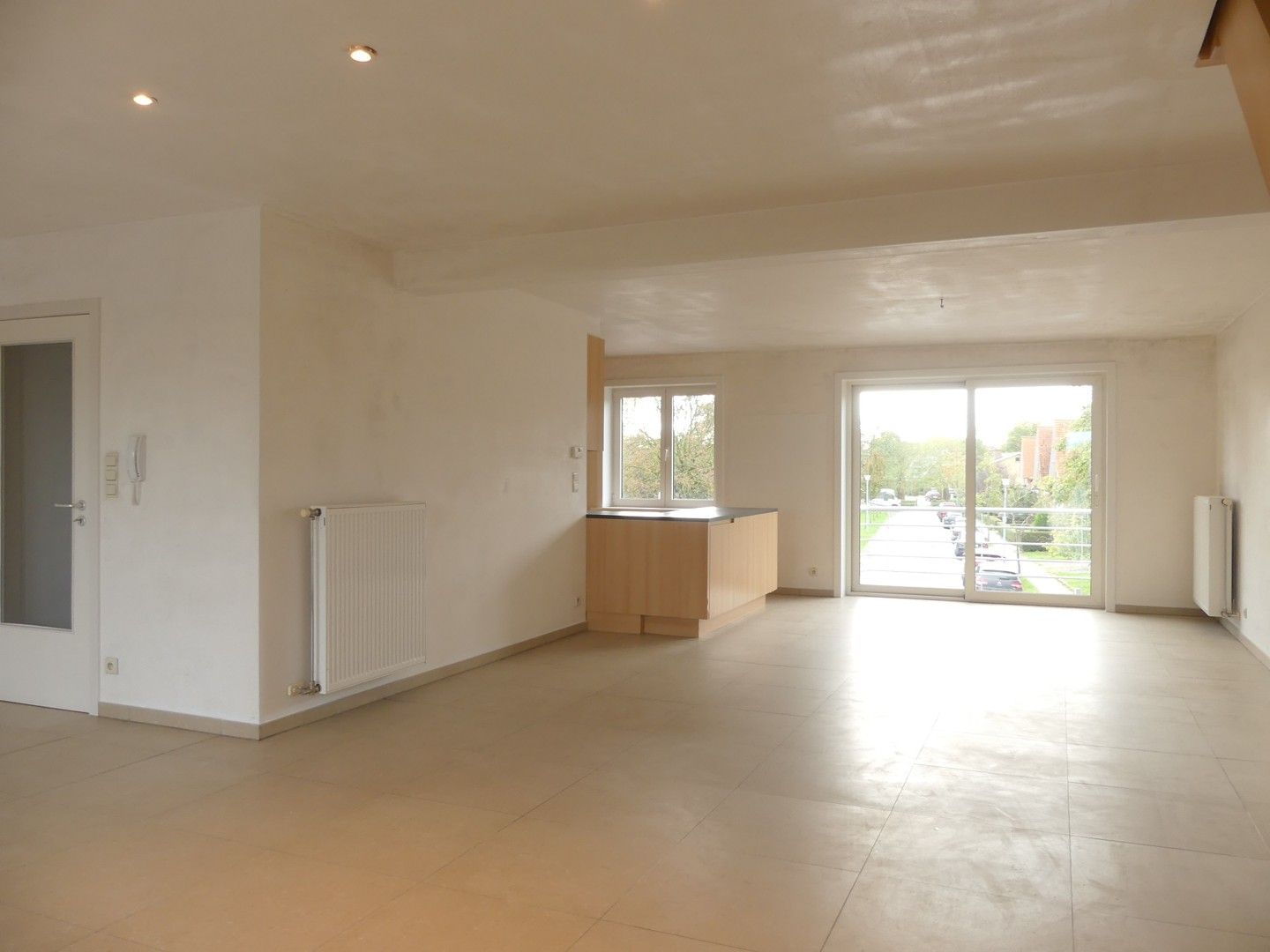 Bel-etage woning met tuin en buiten parkeerplaats nabij het stadscentrum van Diksmuide foto 4
