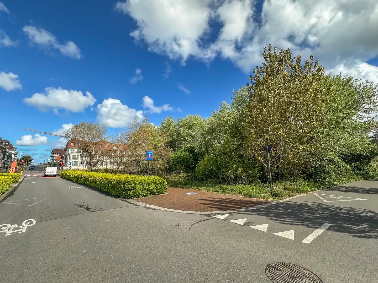 Uitzonderlijke bouwgrond (1.304m²) op een steenworp van zee (Groendijk). foto 8