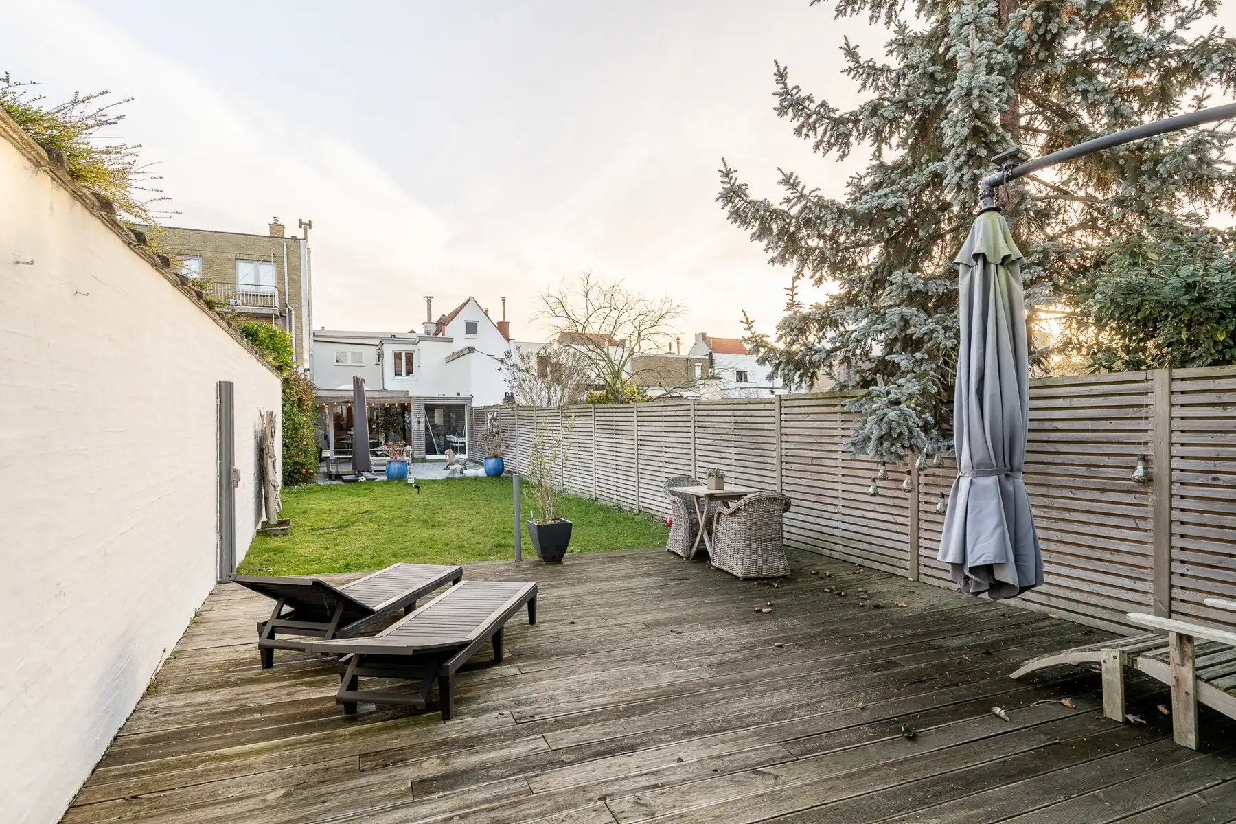 Gerenoveerde woning te Oud-Knokke foto 2