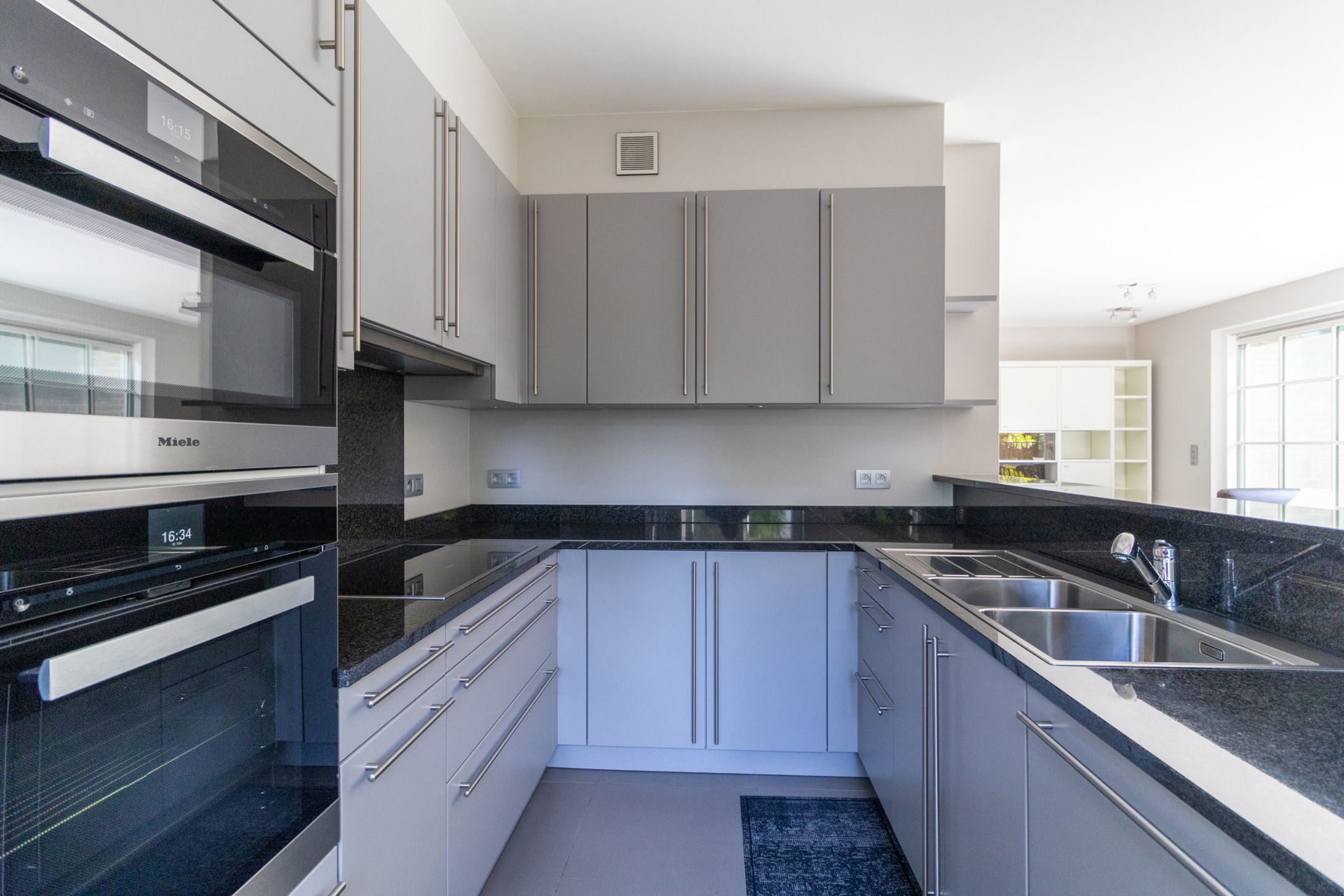 Appartement te huur foto 9