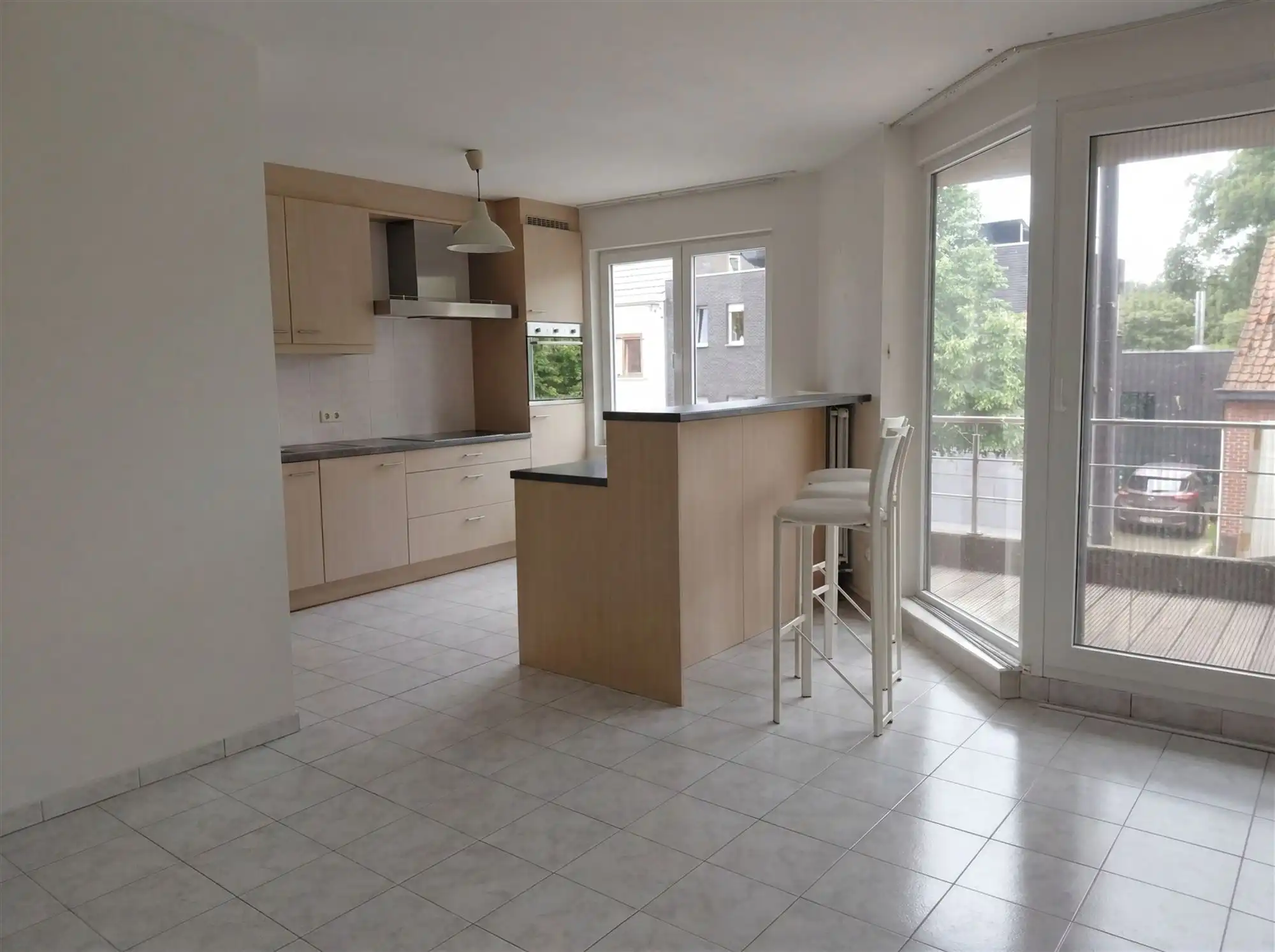 Appartement met 2 slaapkamers, 2 terrassen en garage foto 4