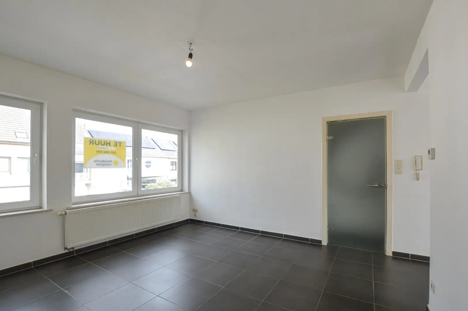 Zeer ruim duplexappartement met 2 slaapkamers te huur te Oostende foto 4