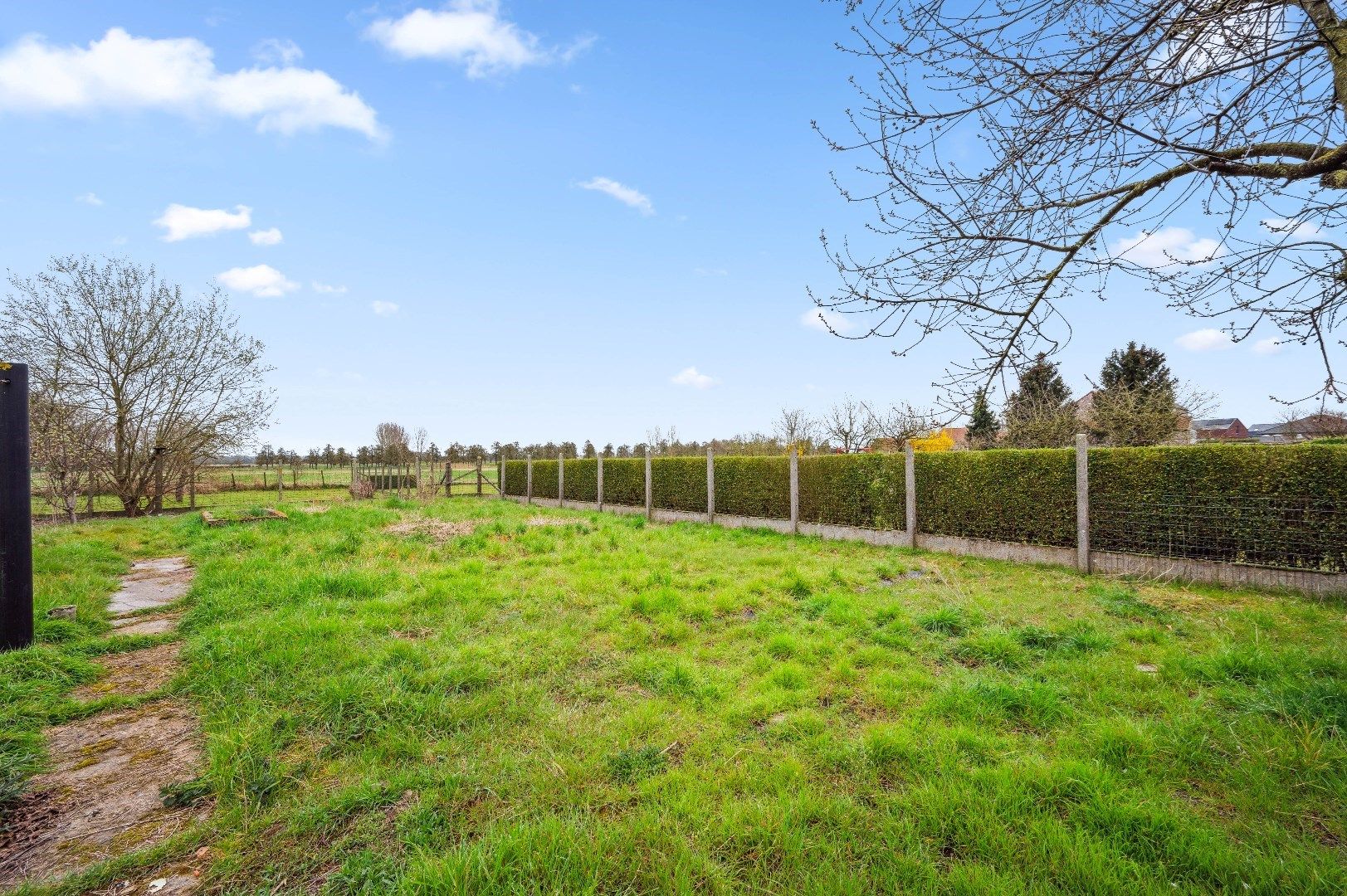 Te renoveren woning te Melkwezer foto 24