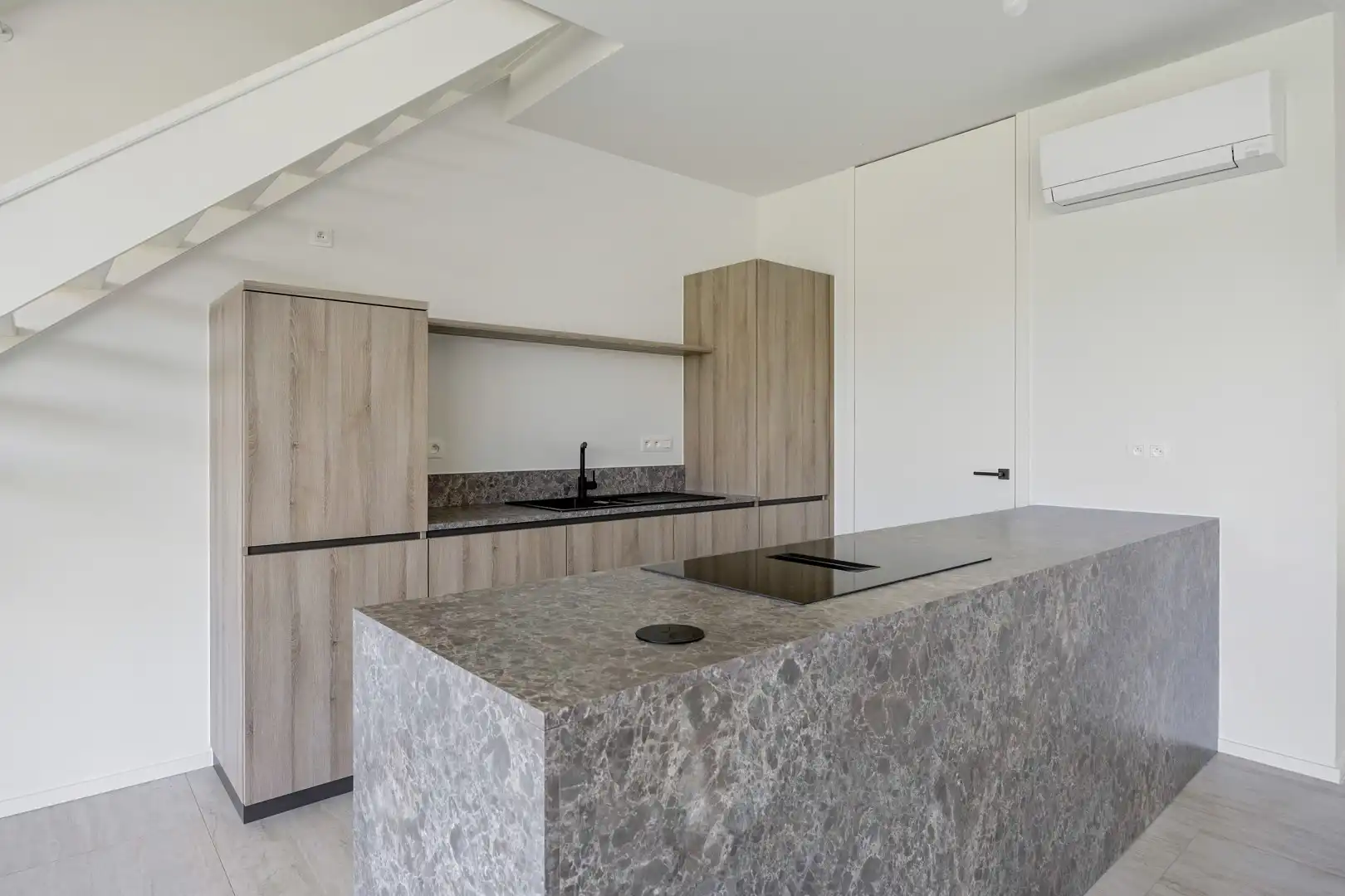 Moderne nieuwbouwwoning met hoogwaardige afwerking in Wilderen (Sint-Truiden). foto 13
