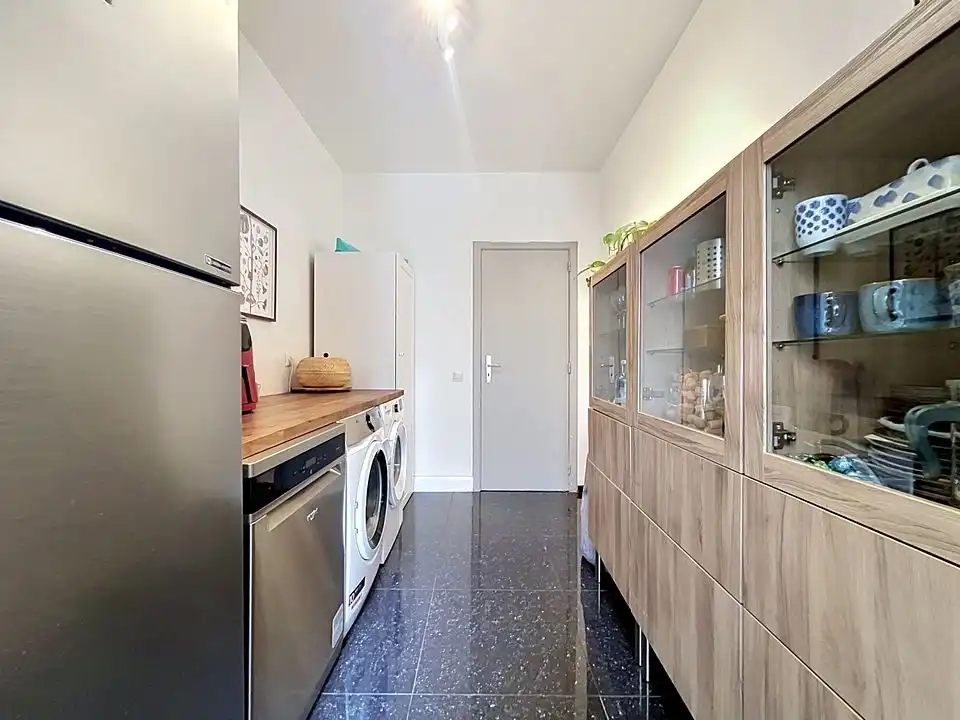 B&B Moment : Instapklare rijwoning met tuin op rustige ligging te koop in Lint foto 10