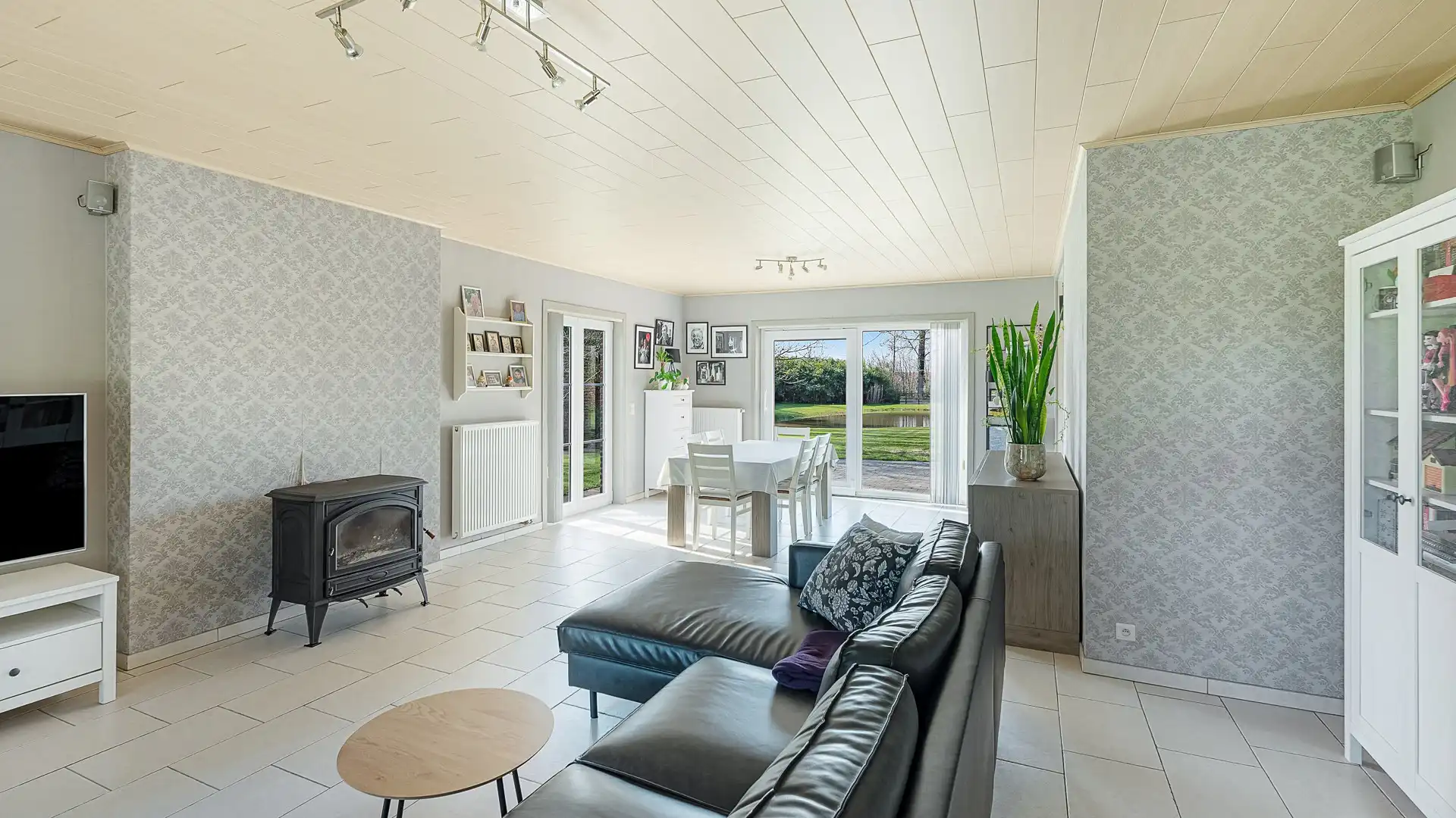 Landelijke villa op ruim 1 hectare grond te Maldegem foto 8