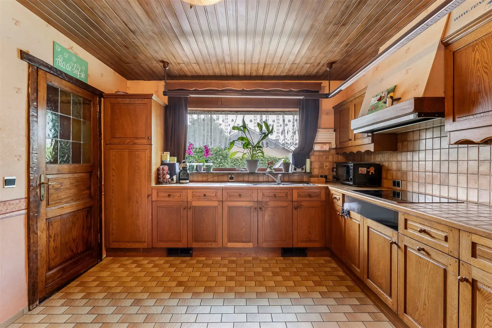 WONING MET POTENTIEEL (243M²) MET 4 SLAAPKAMERS EN RUIME TUIN (13A22CA) TE BERINGEN foto 7