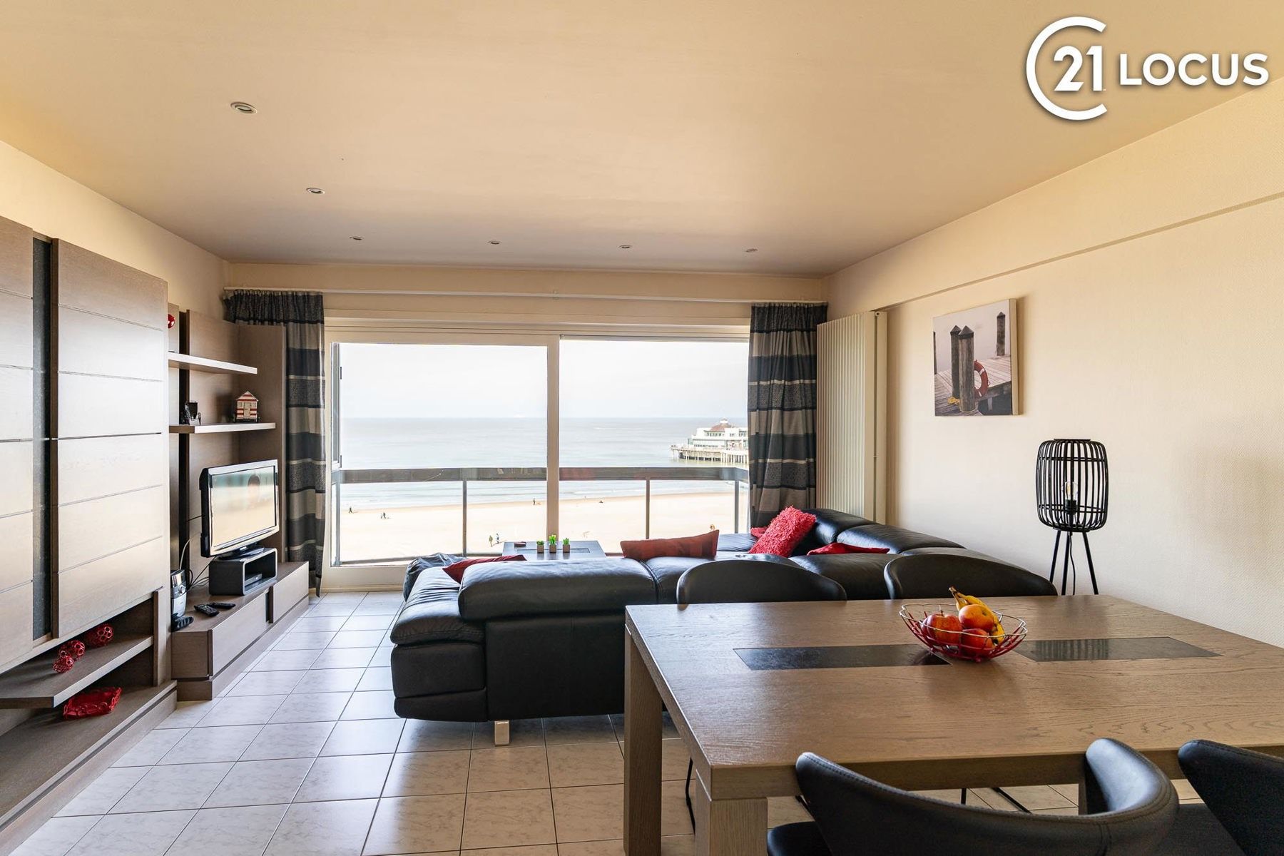 Appartement met frontaal zeezicht + optioneel een garagebox. foto 3