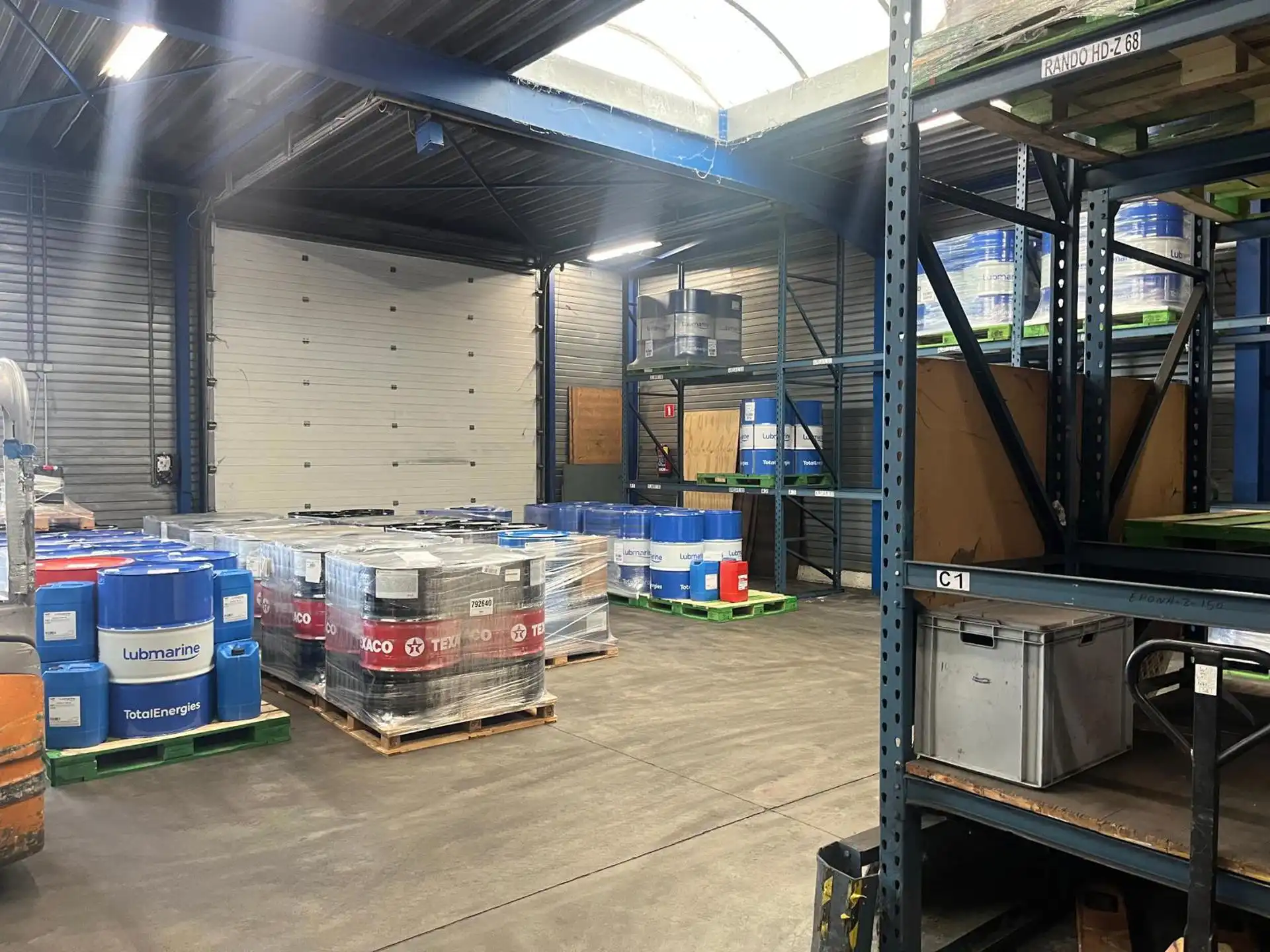 Magazijn van 950m² te Schelle nabij A12 foto 2
