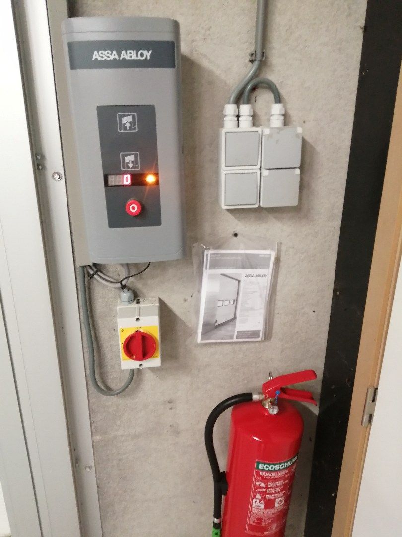 Opslagloods met verdieping te huur aan de Transitoweg in Nieuwvliet foto 11