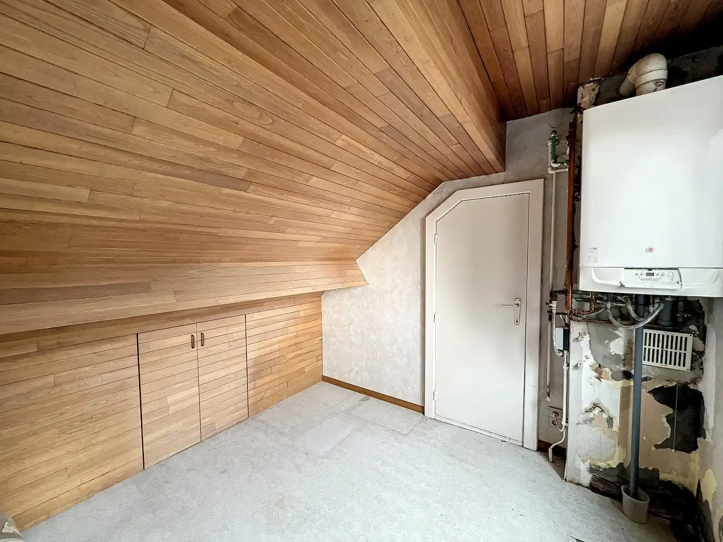 Ruime hoekwoning op gunstige locatie nabij Tennisclub van Oostende. foto 23