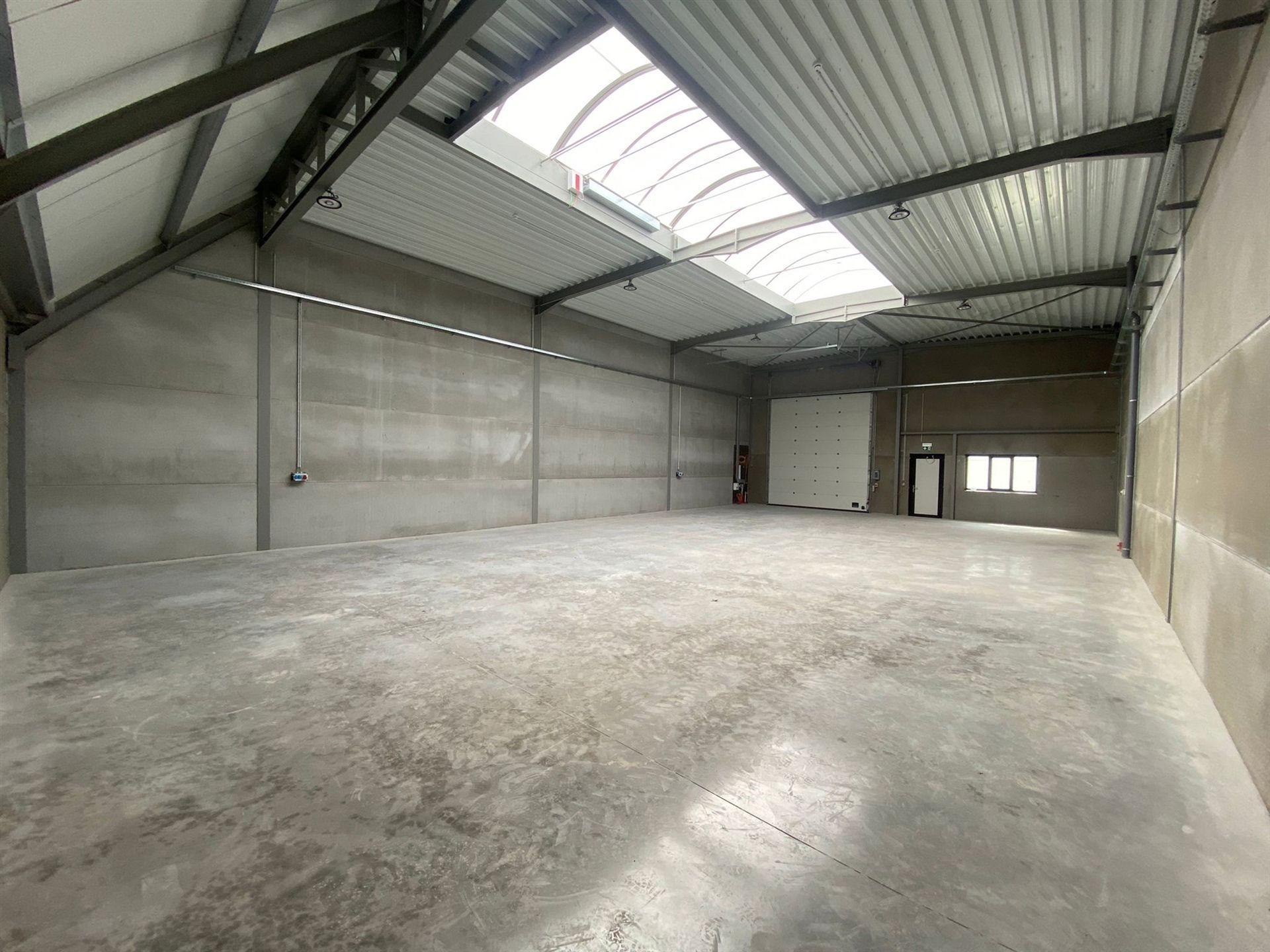 Nieuwbouw KMO-units te huur te Waregem foto 5