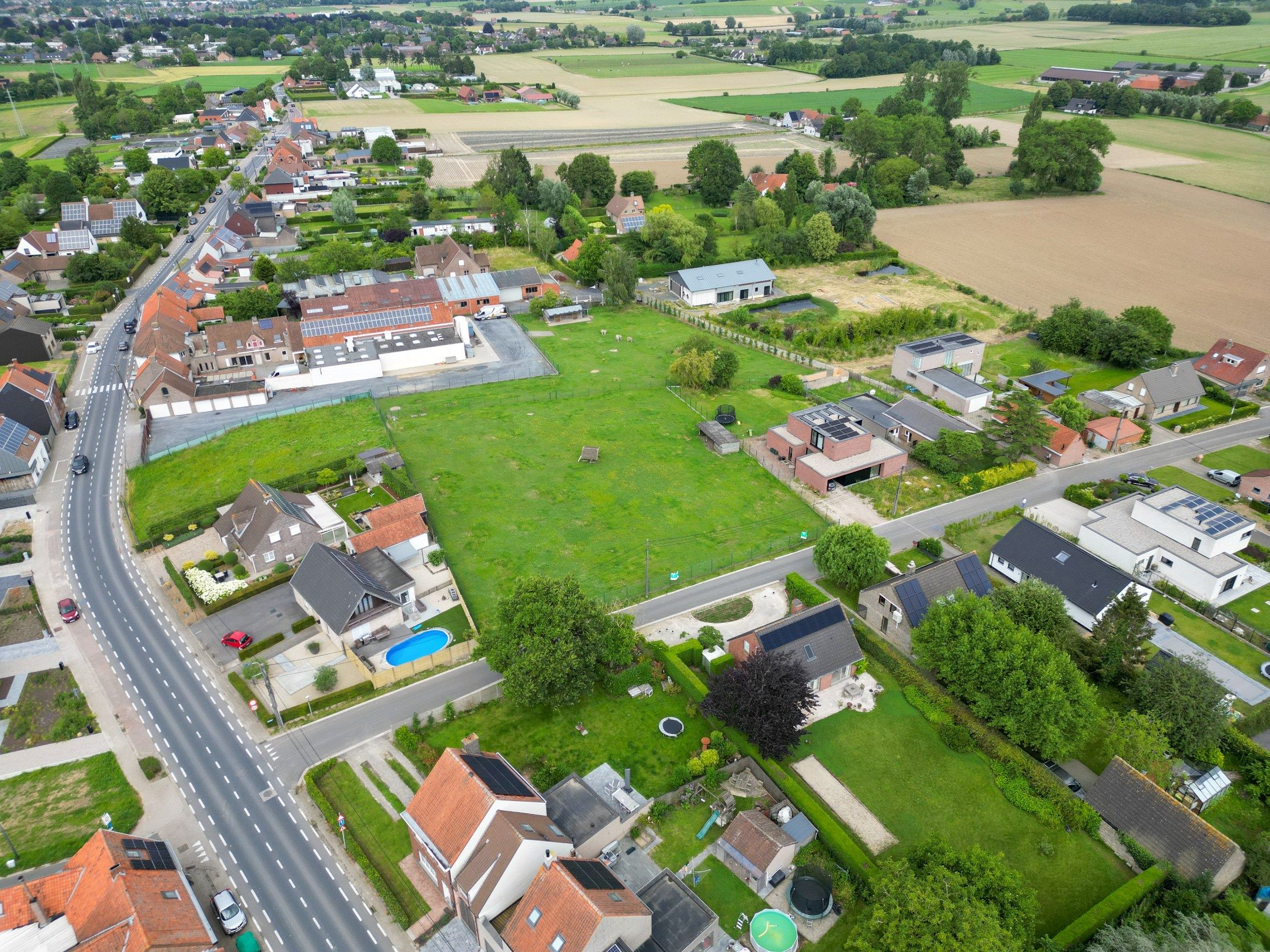 BOUWGROND VOOR EEN OPEN BEBOUWING OP 975 M² foto 5