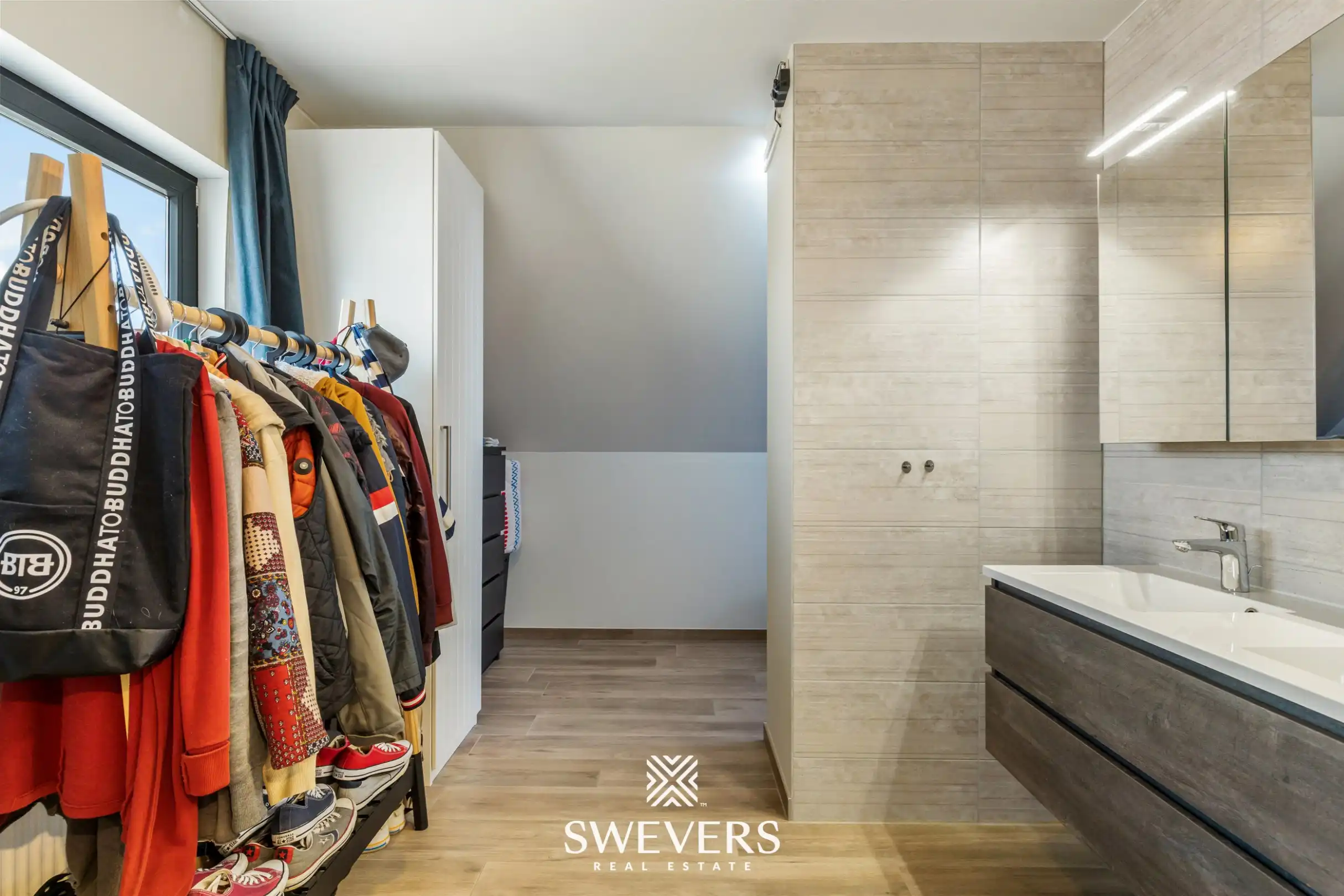 Instapklaar appartement met 2 slaapkamers en ruim terras in recent gebouw te Laakdal foto 14