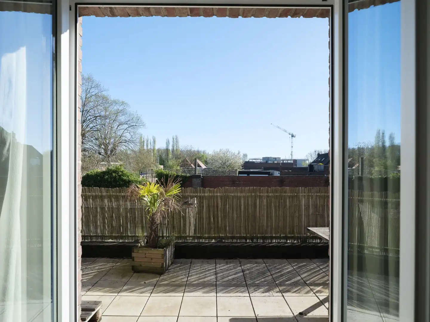 Ruim appartement met terras, garage en 2 slaapkamers in Drongen foto 9