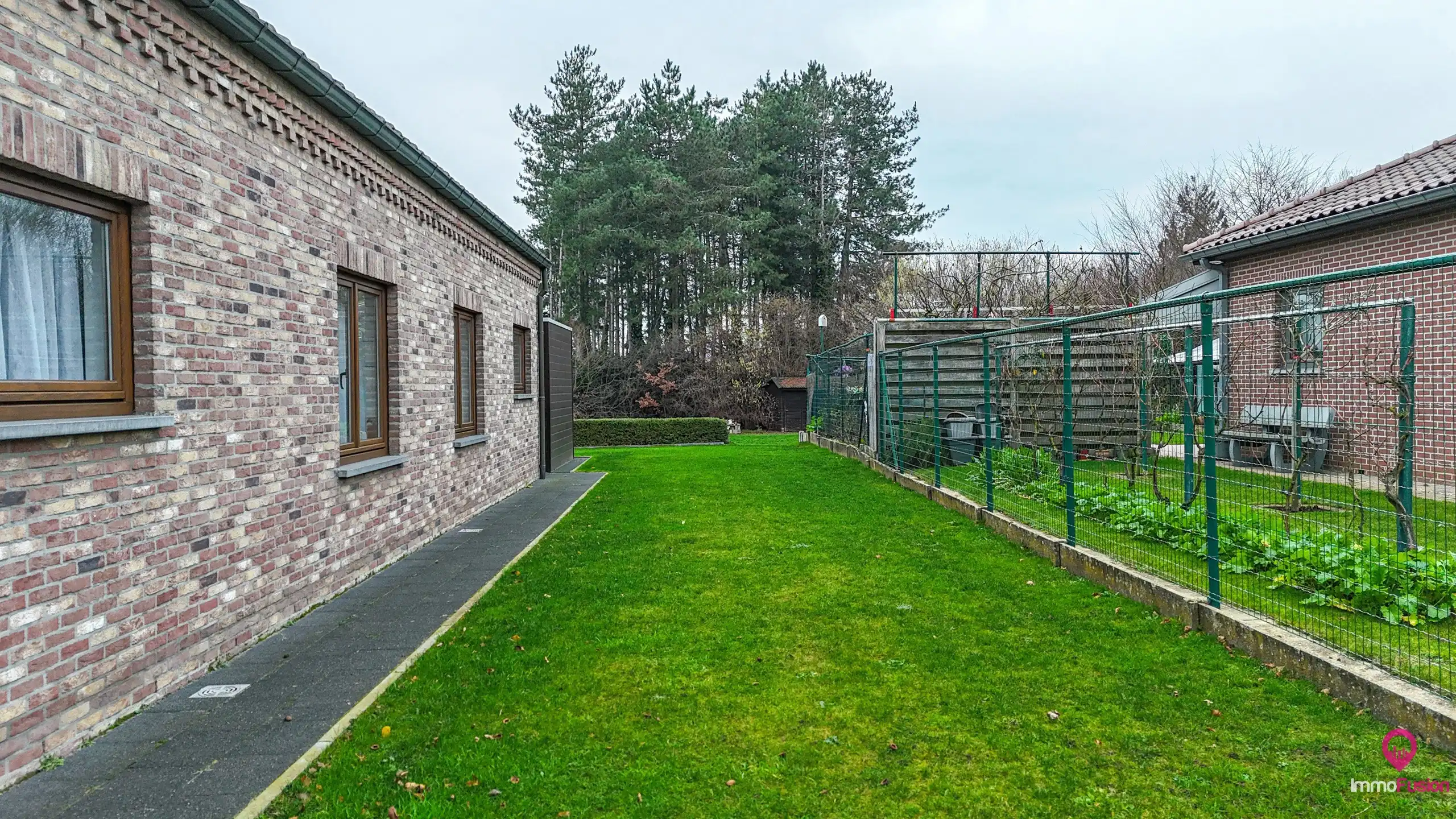 Ruime gelijkvloerse woning met zolderruimte in Houthalen! foto 36