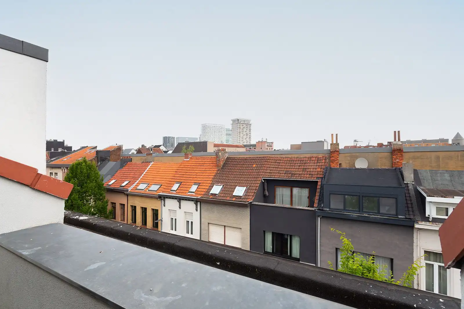 Instapklaar dakappartement op een zuchtje van Park Spoor Noord foto 6