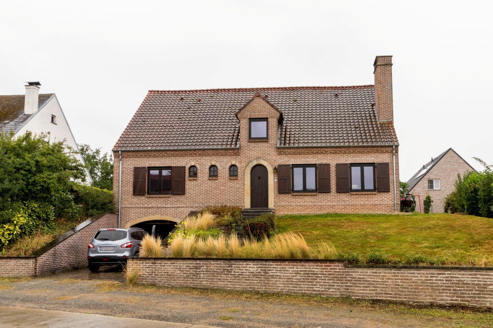 Ruime woning (4 slk) met tuin op wandelafstand van dorpskern foto {{pictureIndex}}