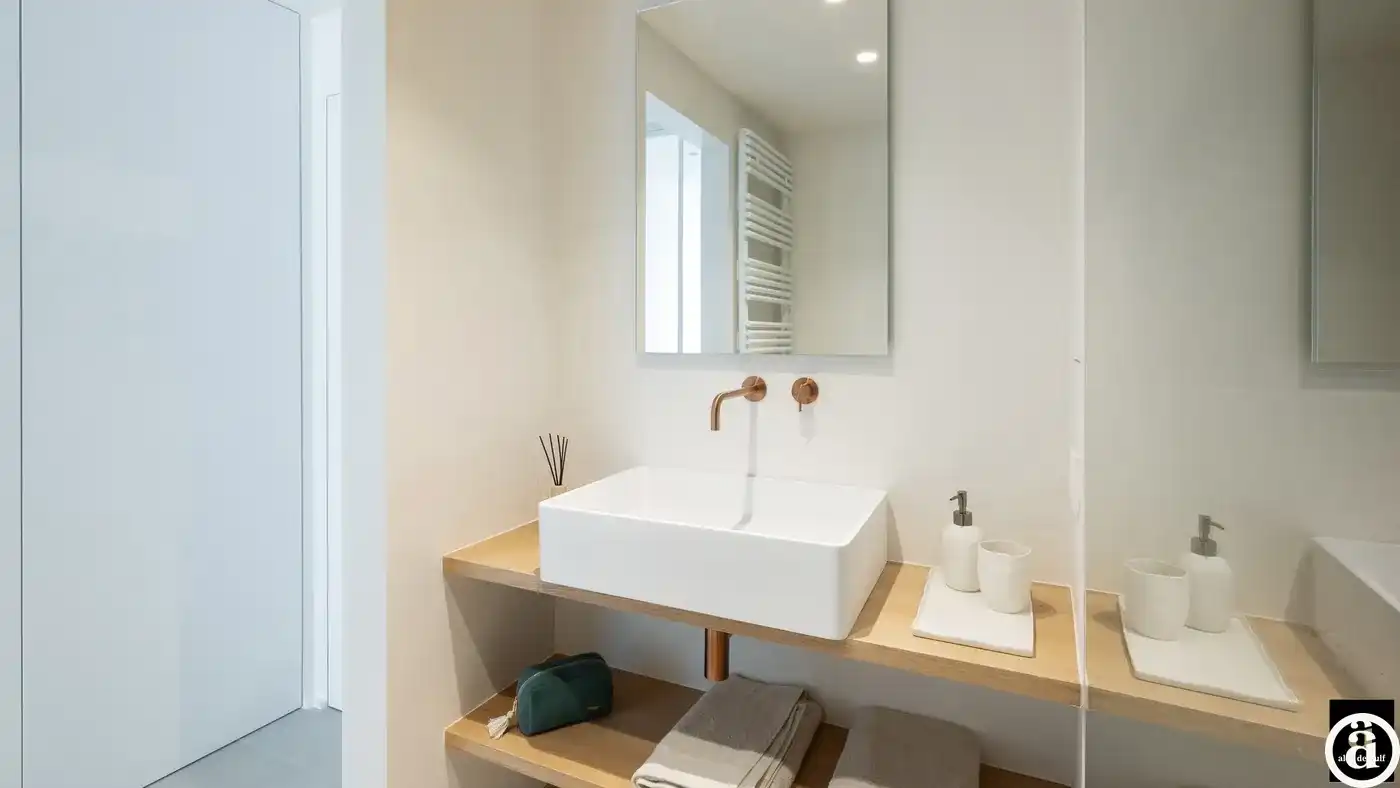 Mooi vakantie-appartement op de Zeedijk nabij het Rubensplein foto 12