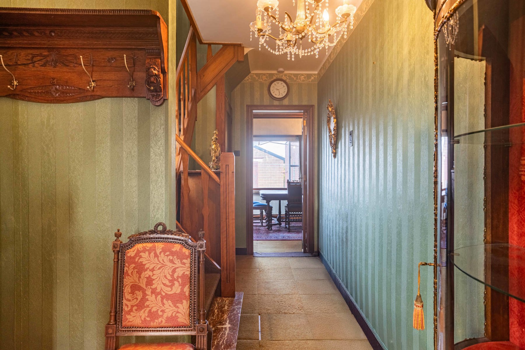 Te koop - Te renoveren woning met topligging en ruime tuin foto 4