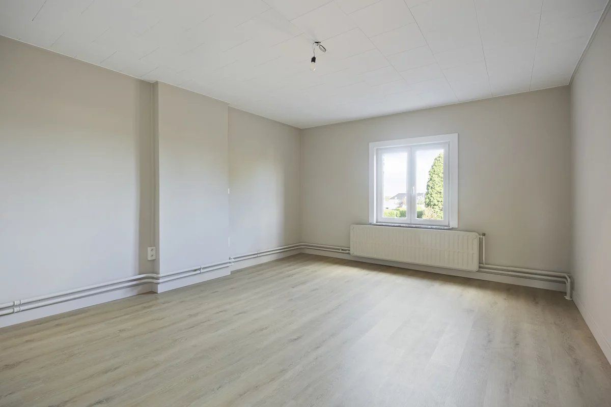 GERENOVEERDE INSTAPKLARE WONING MET 3 SLPK'S IN KESSELT (LANAKEN) foto 23