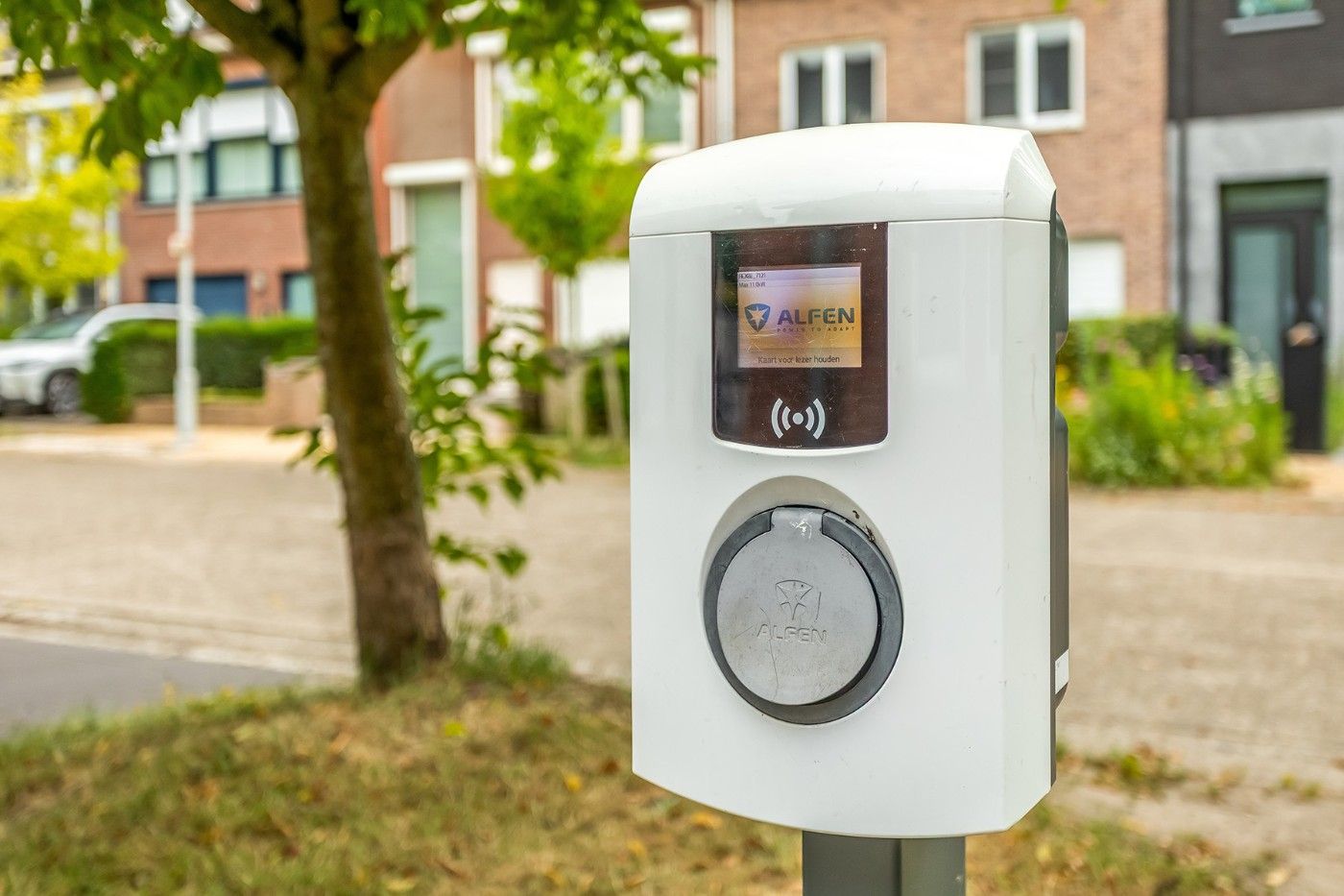 Ruime, instapklare HOB met 3 slpk., garage en toffe tuin foto 26