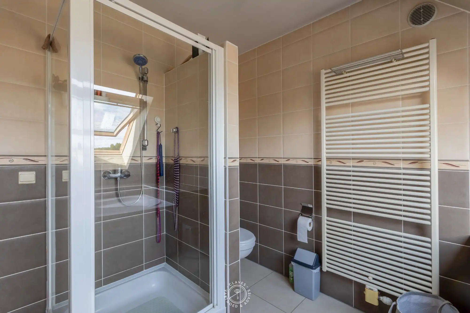 Imposant duplexappartement met een zee aan ruimte foto 9