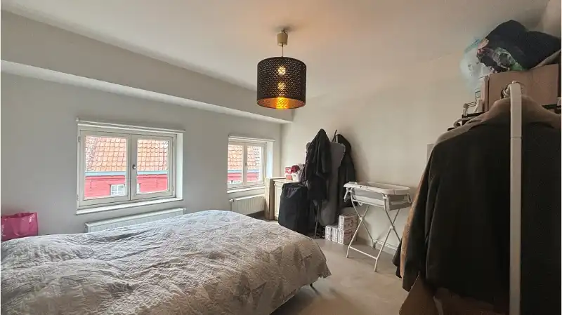 Recent 2-slaapkamerappartement met TERRAS  te huur in Brugge foto 6