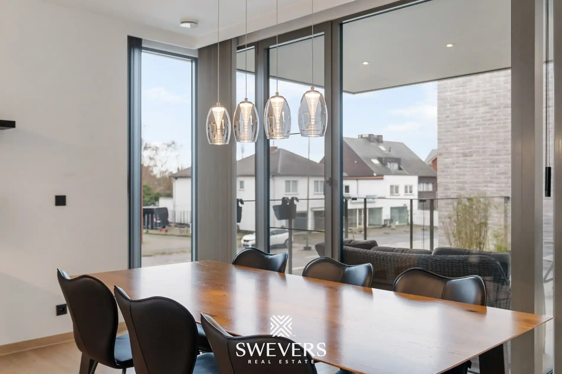 Trendy woning met 2 slpk, 2 bergingen en leuk terras (O) vlakbij centrum Zonhoven foto 10