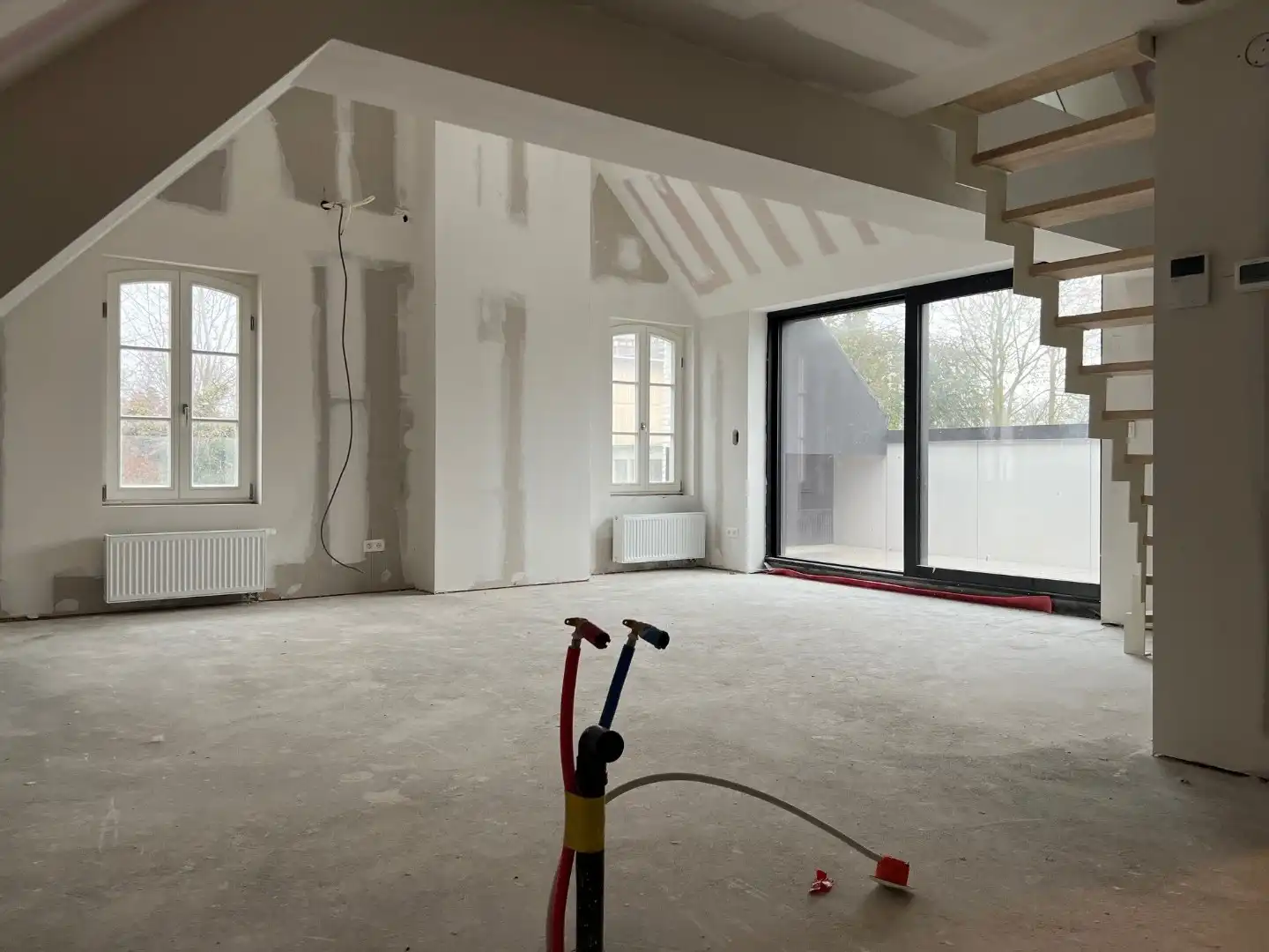 GERENOVEERD DUPLEX APPARTEMENT te Diest : 2 slpks, terras foto 2