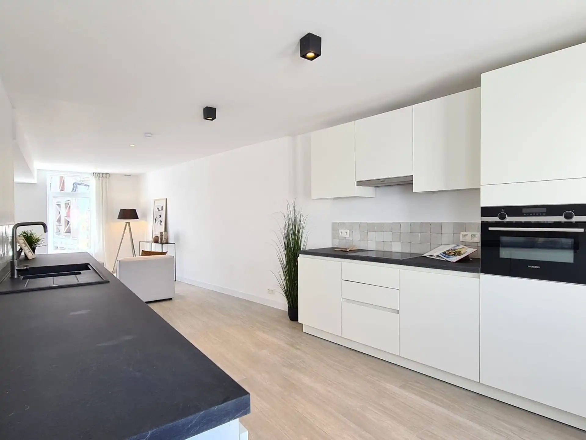 Topgelegen appartement met 3 slaapkamers en 2 badkamers  foto 9