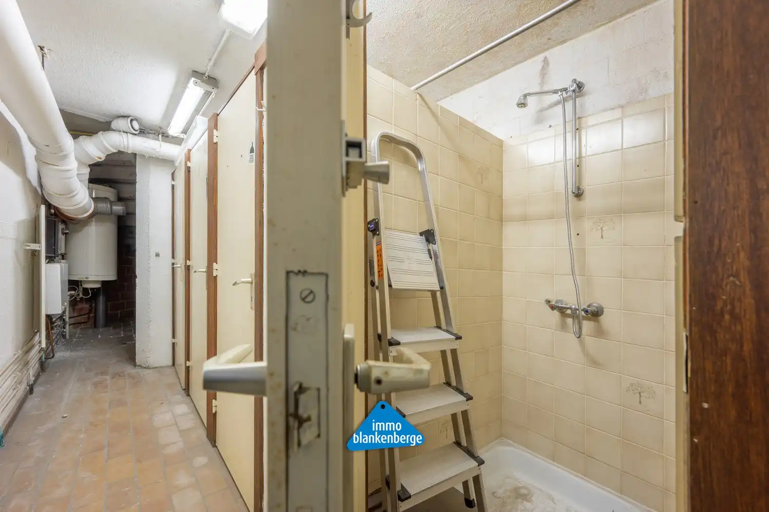 16 ruime kelders te koop in Residentie Spinnaker aan de jachthaven van Blankenberge foto 23