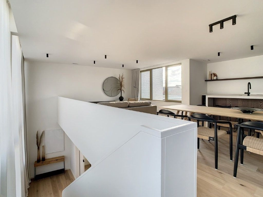 LUXUEUS PENTHOUSE 161M² MET 2SLK IN CENTRUM TONGEREN. foto 9