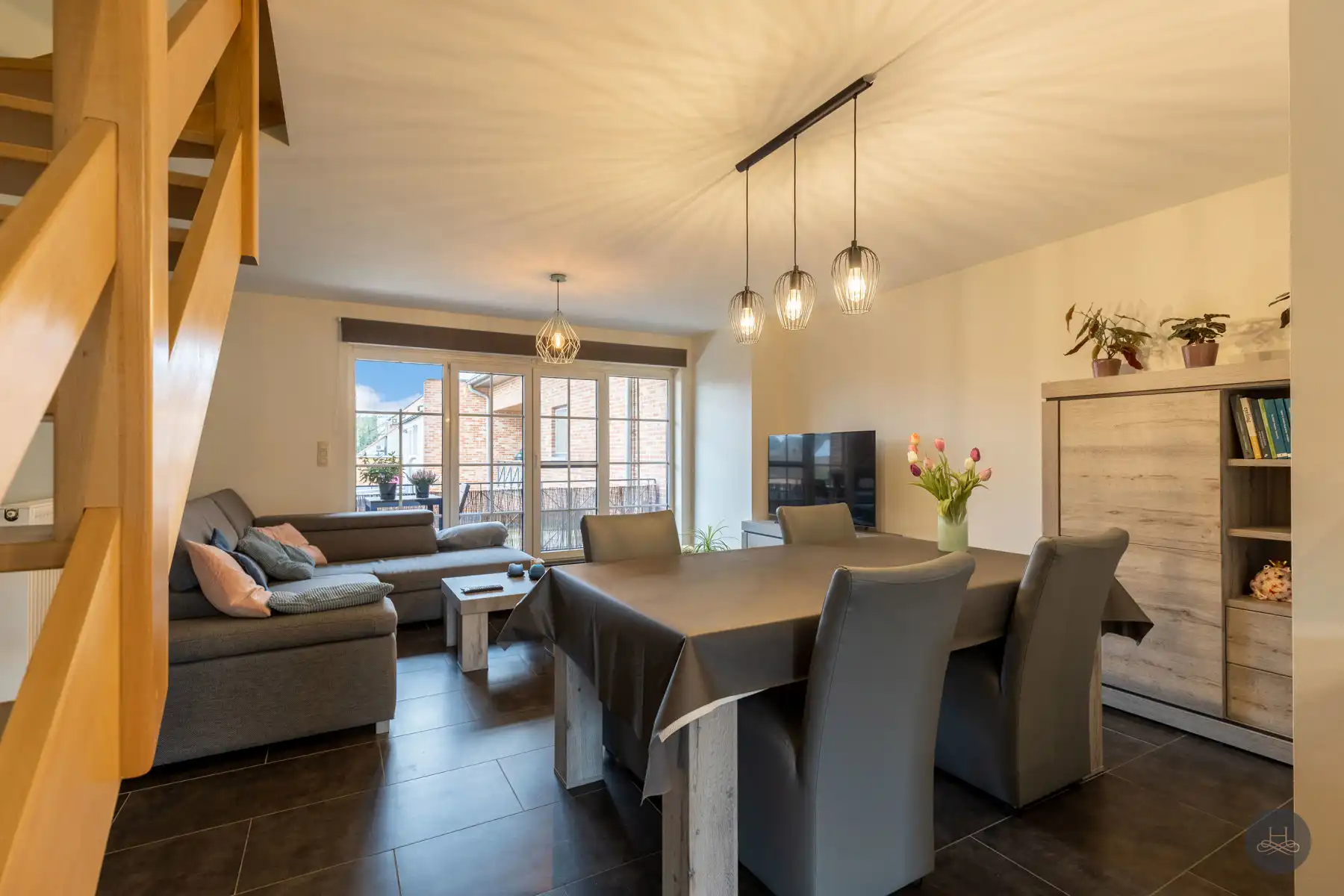 Groot duplex appartement+garage in centrum Baal foto 3