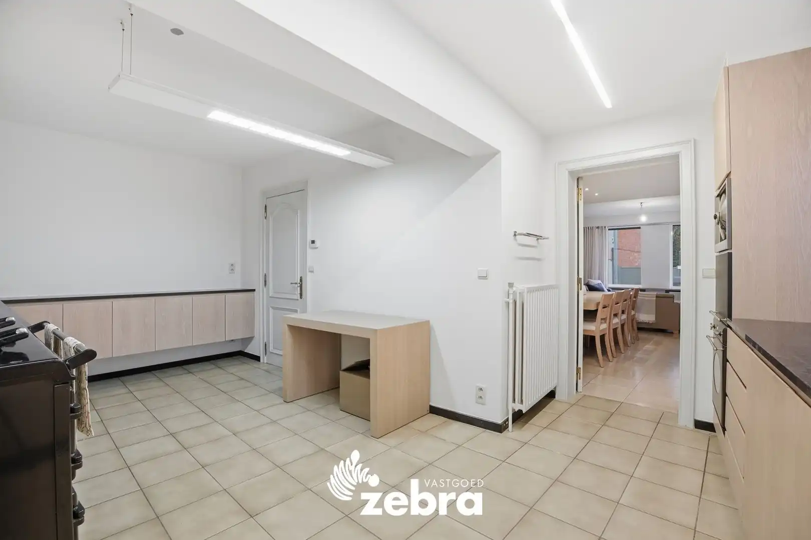 Stijlvolle, volledig gemeubelde karakterwoning in het centrum van Roeselare! foto 10