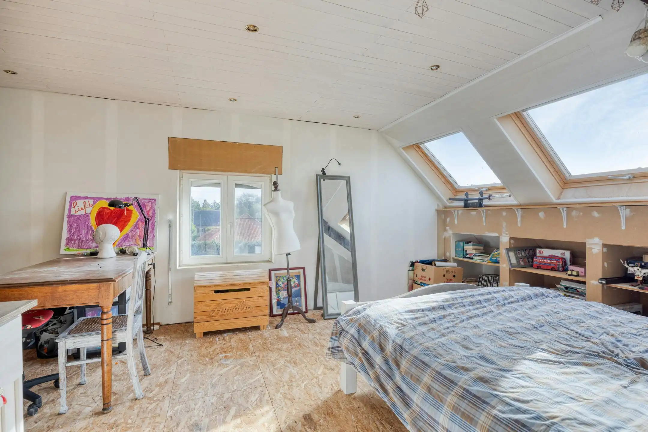 Ruim halfopen huis met 3 slaapkamers te koop in Eeklo foto 18